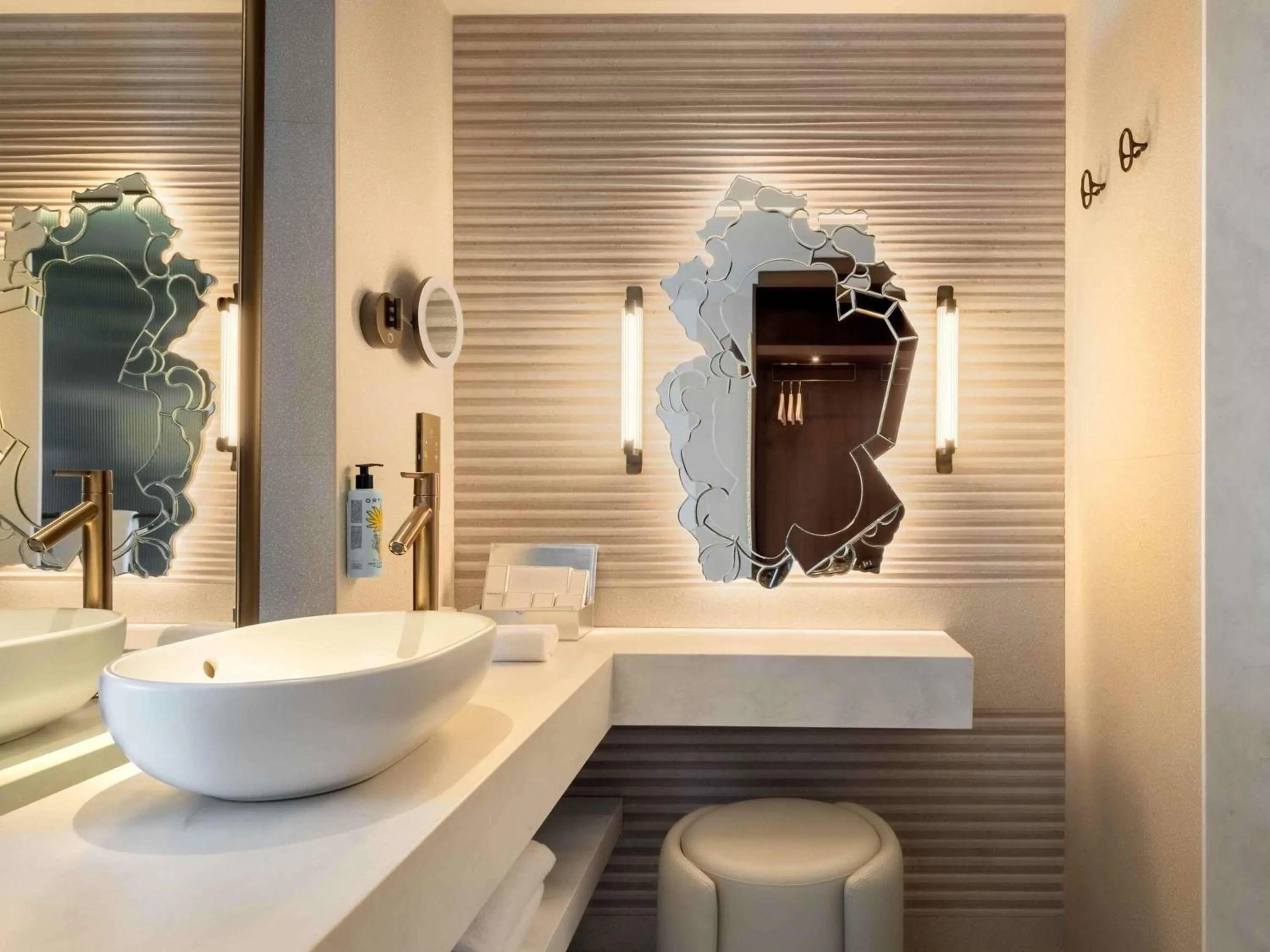 Bedroom in SLS Barcelona