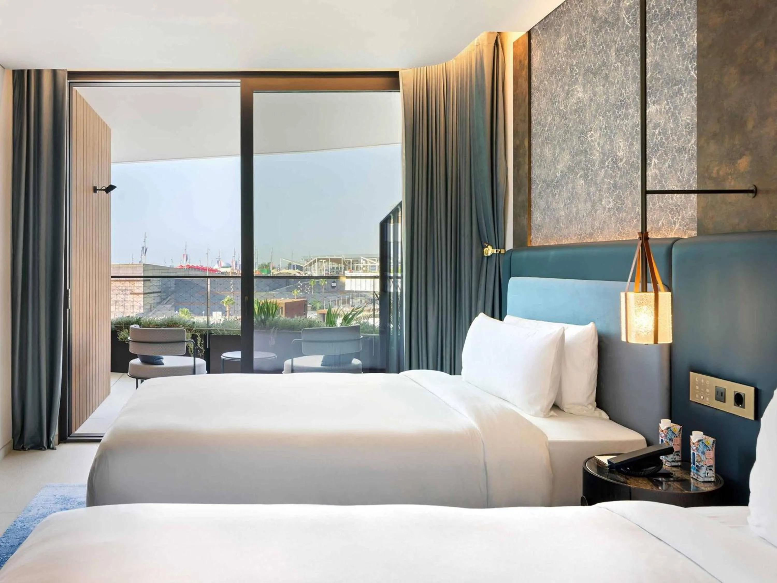 Bedroom, Bed in SLS Barcelona