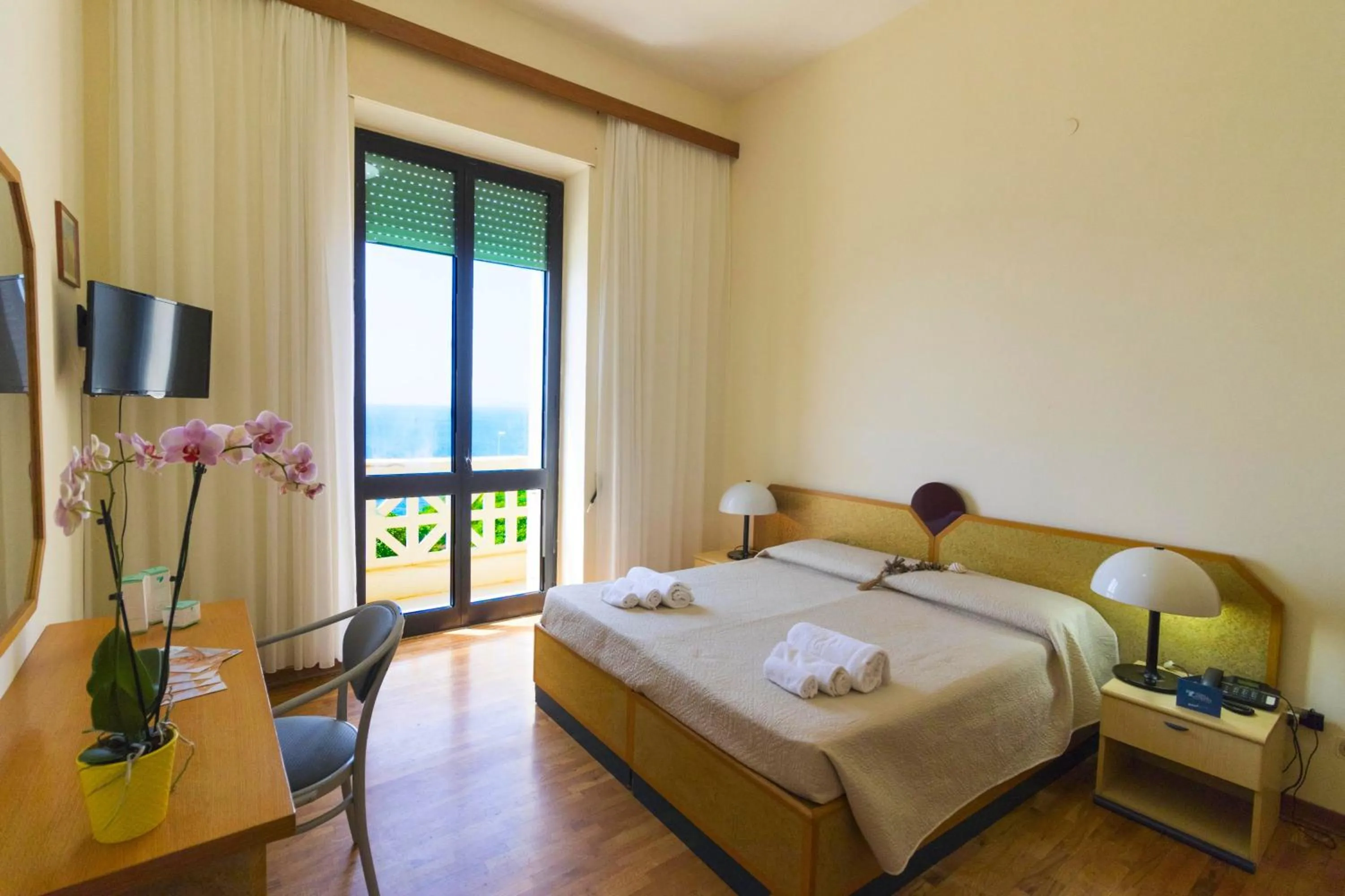 Bed in Albergo Palazzo