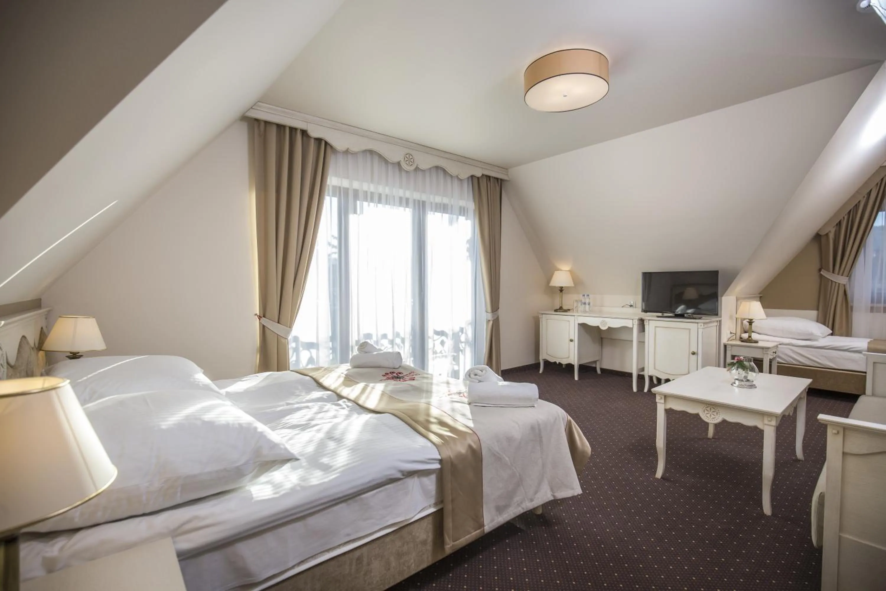 Bedroom, Bed in Carlina Hotel & SPA