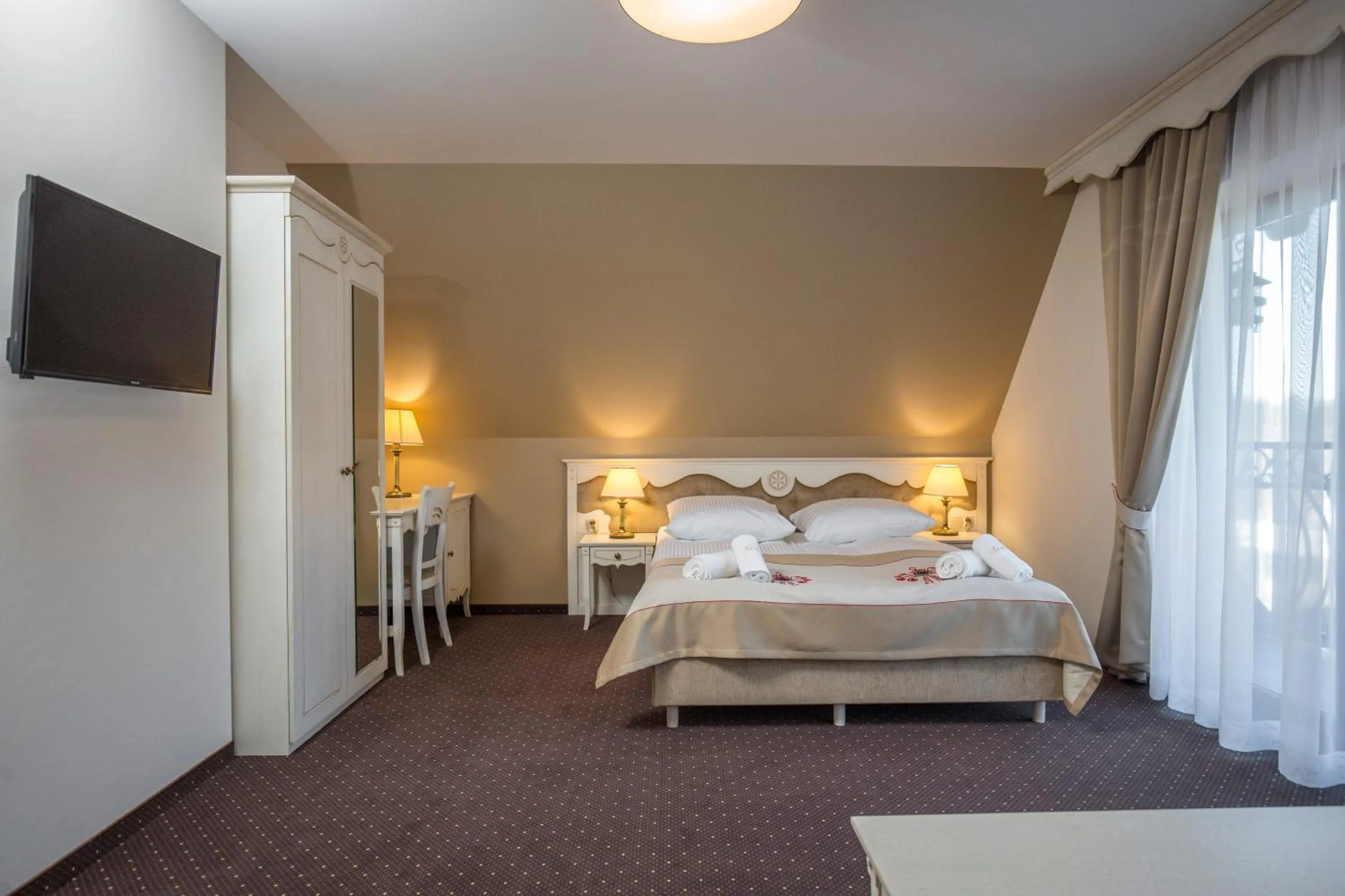 Photo of the whole room, Bed in Carlina Hotel & SPA