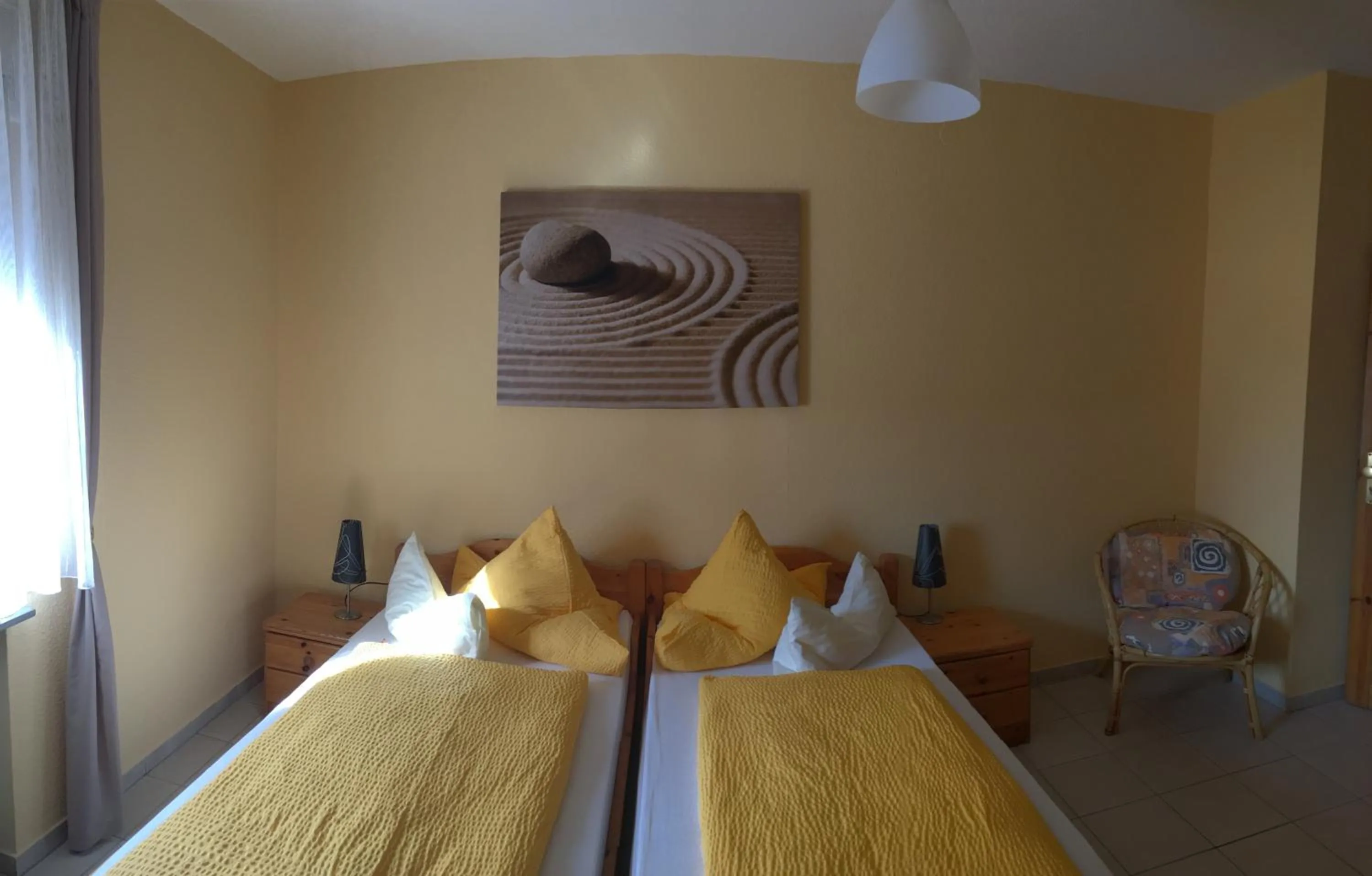 Photo of the whole room, Bed in Hotel Gute Nacht