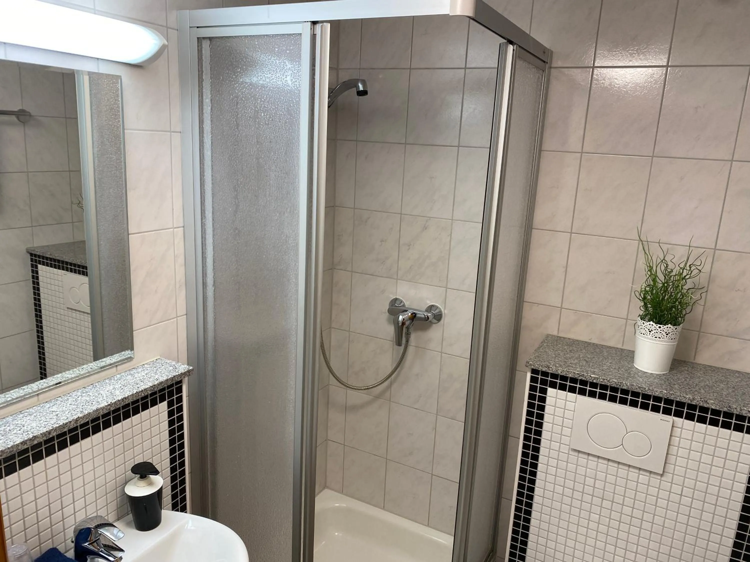 Bathroom in Hotel Gute Nacht