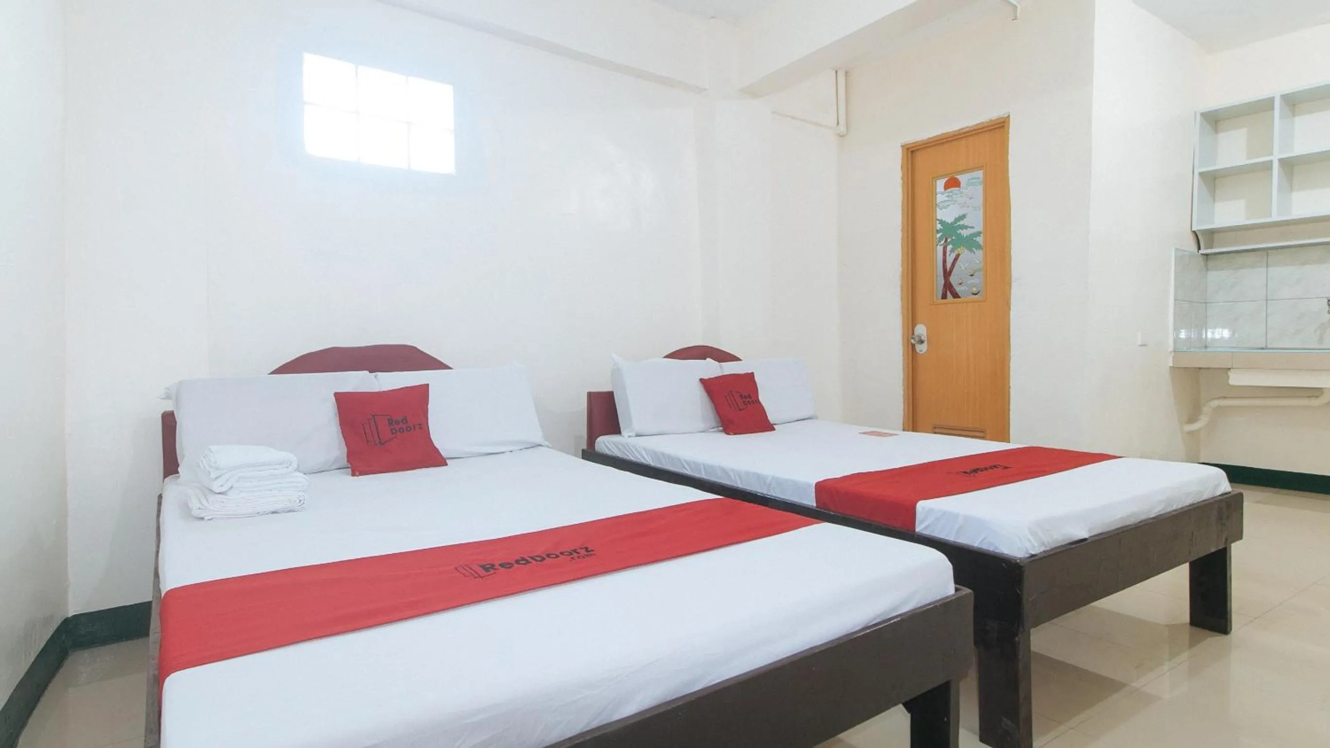 Bed in RedDoorz @ Western Bicutan Transients Inn