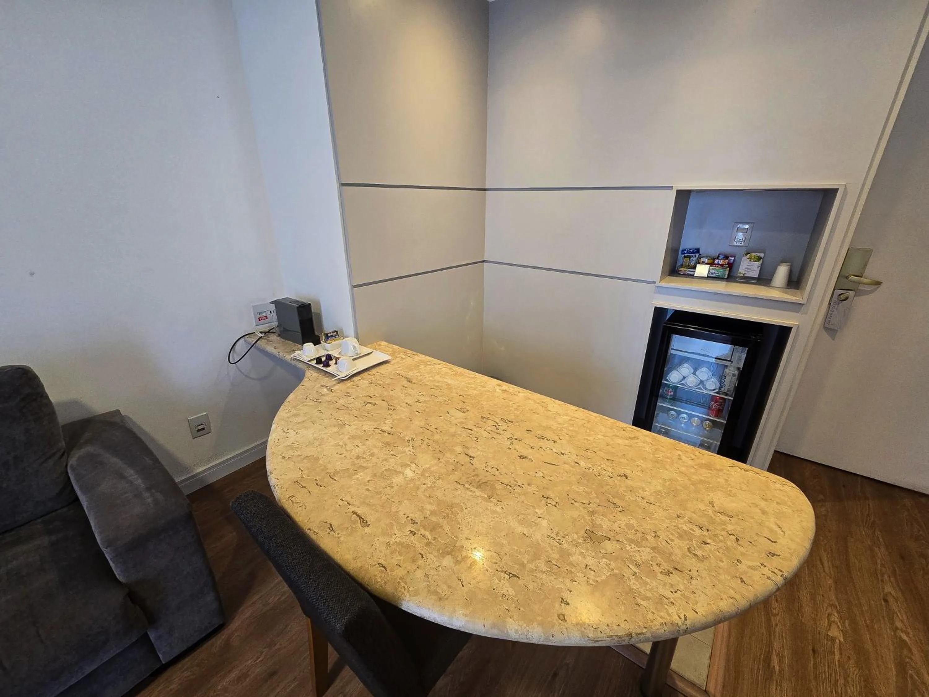 Photo of the whole room in Mercure Sao Paulo JK