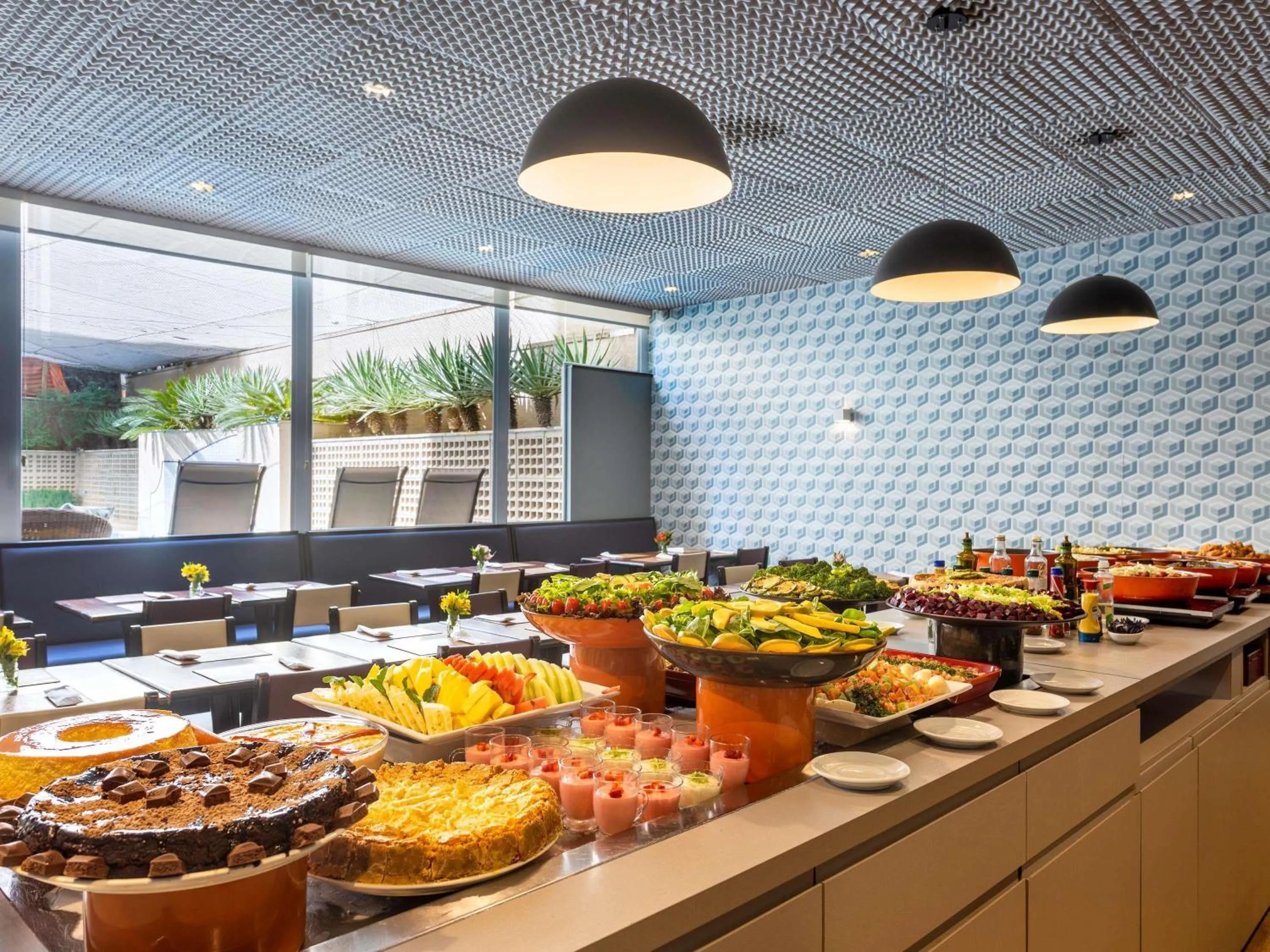 Restaurant/places to eat in Mercure Sao Paulo JK