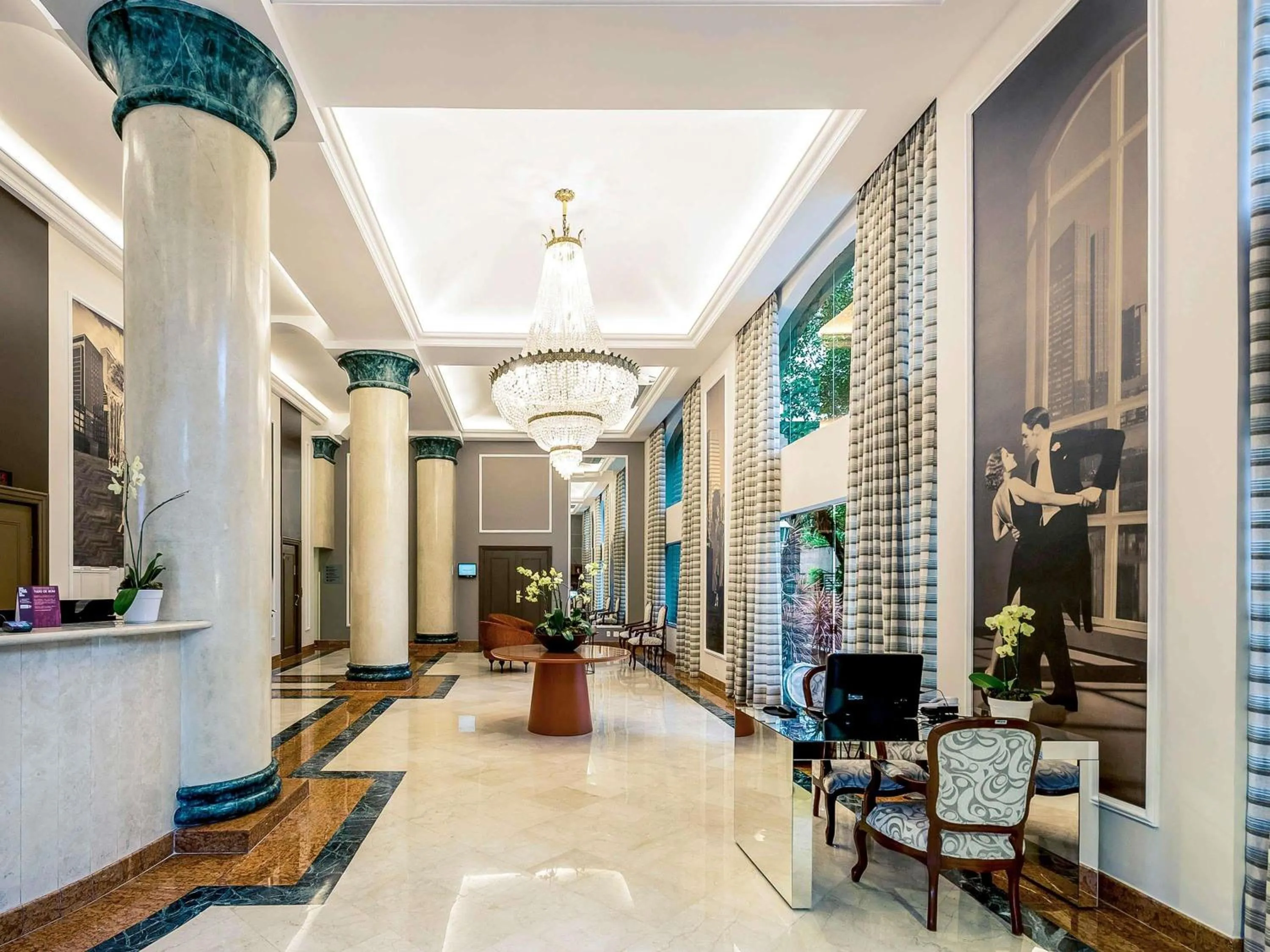 Property building in Mercure Sao Paulo JK