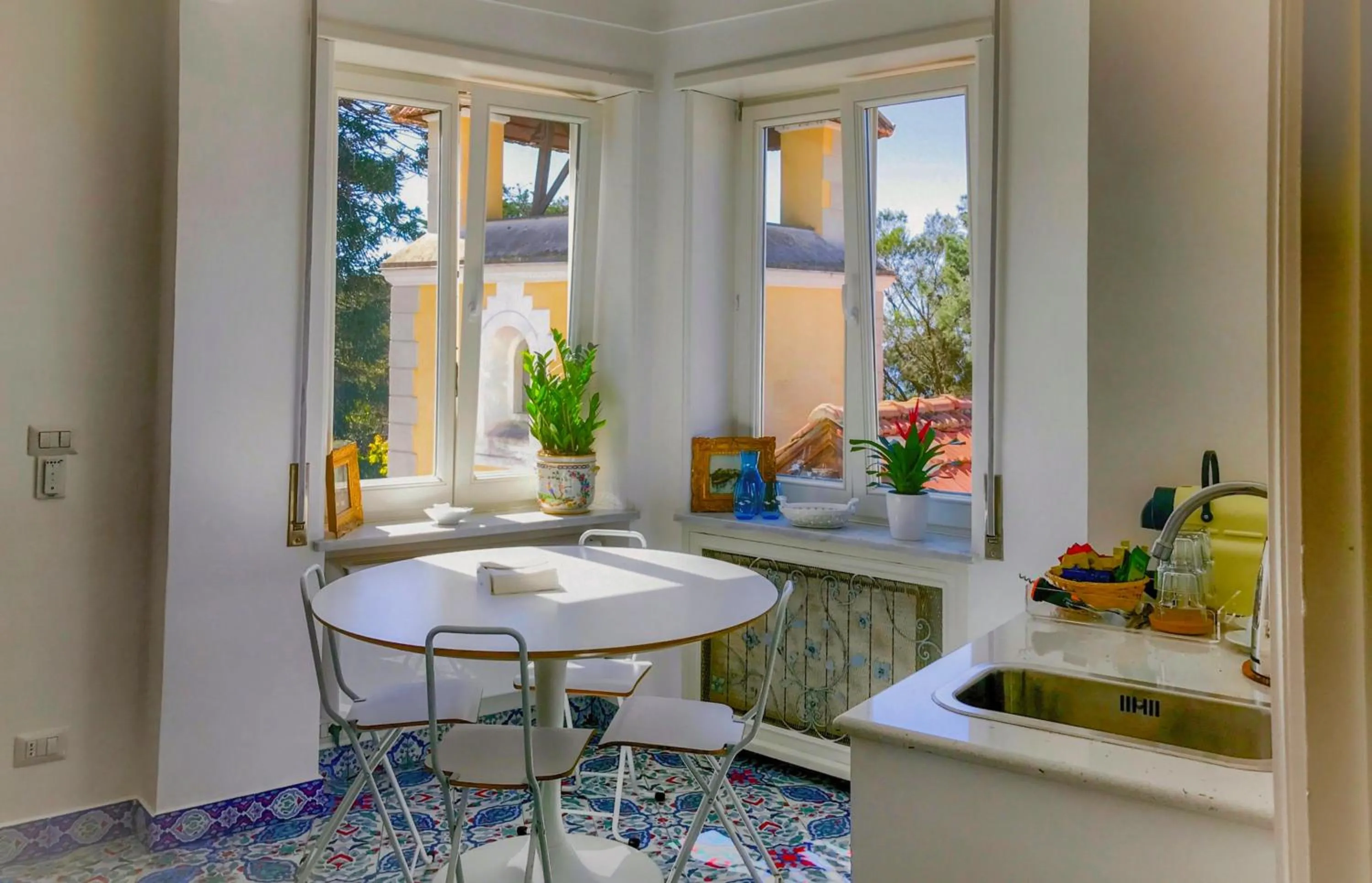 Kitchen or kitchenette in Villa Silia