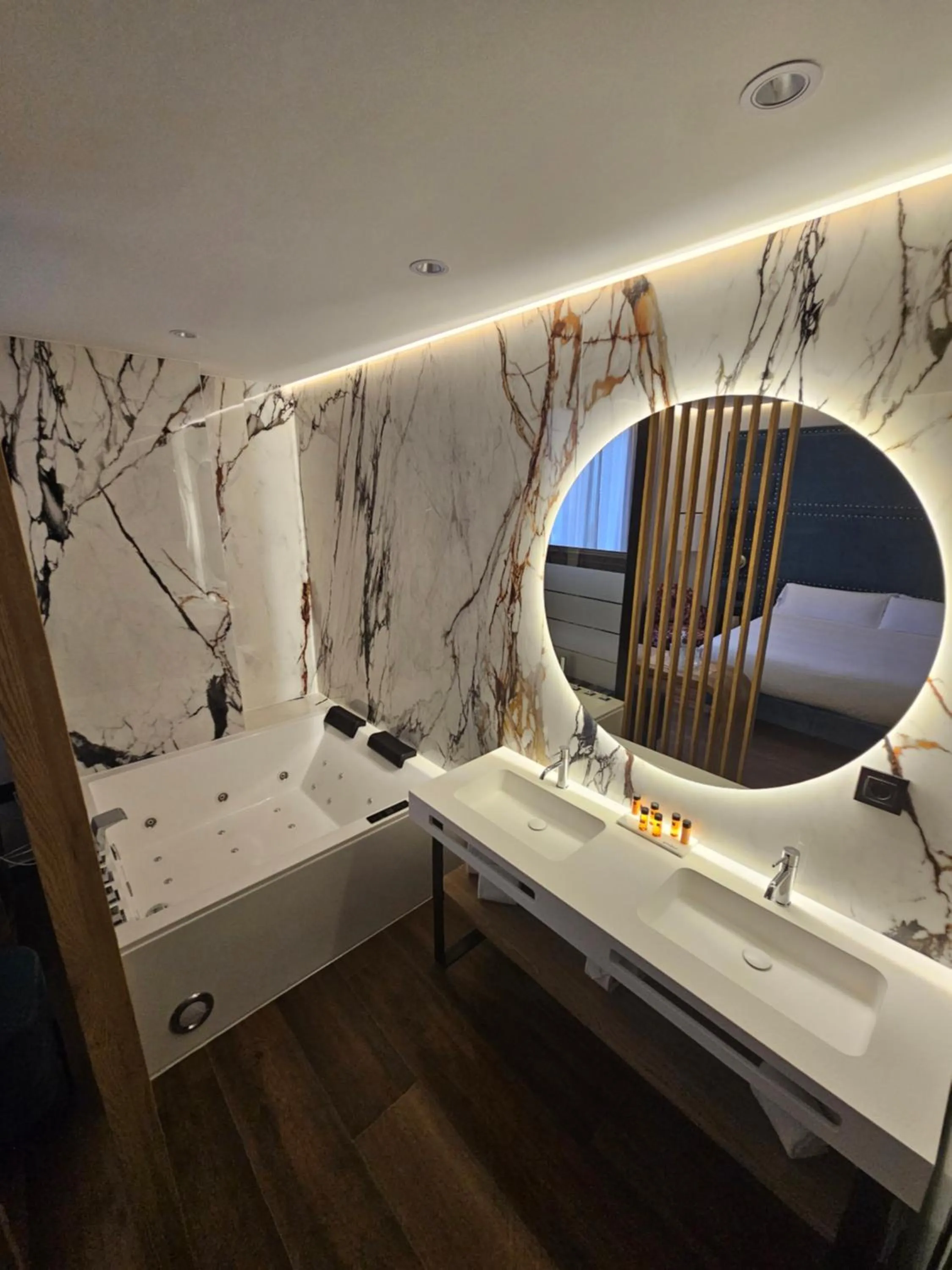 Hot Tub in Hotel Las Tres Campanas