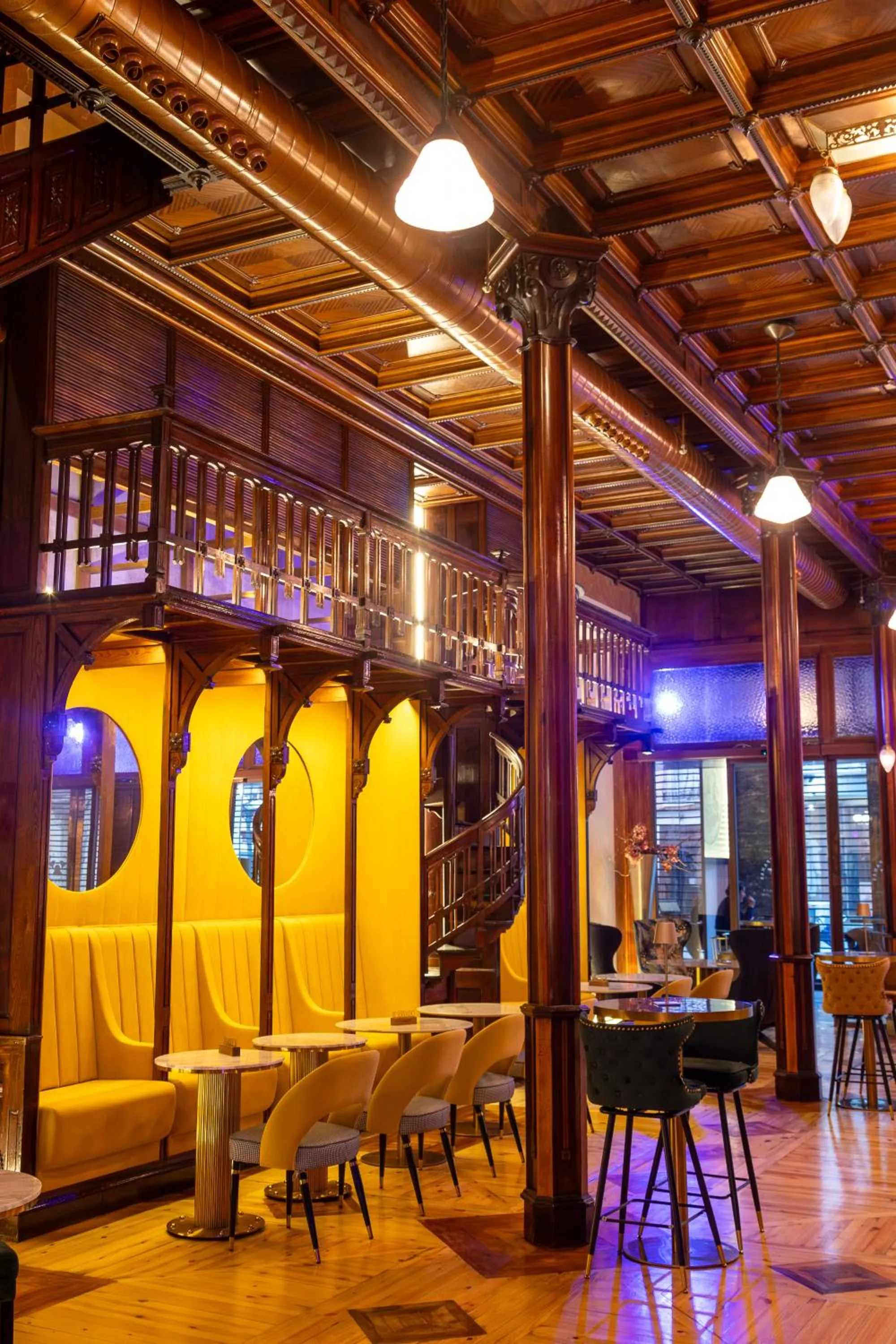 Lounge or bar in Hotel Las Tres Campanas