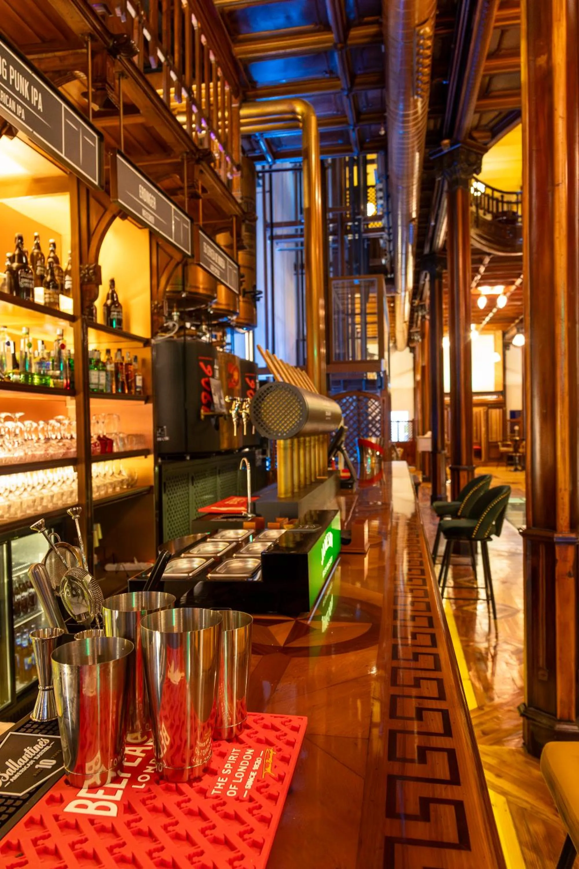 Restaurant/places to eat in Hotel Las Tres Campanas