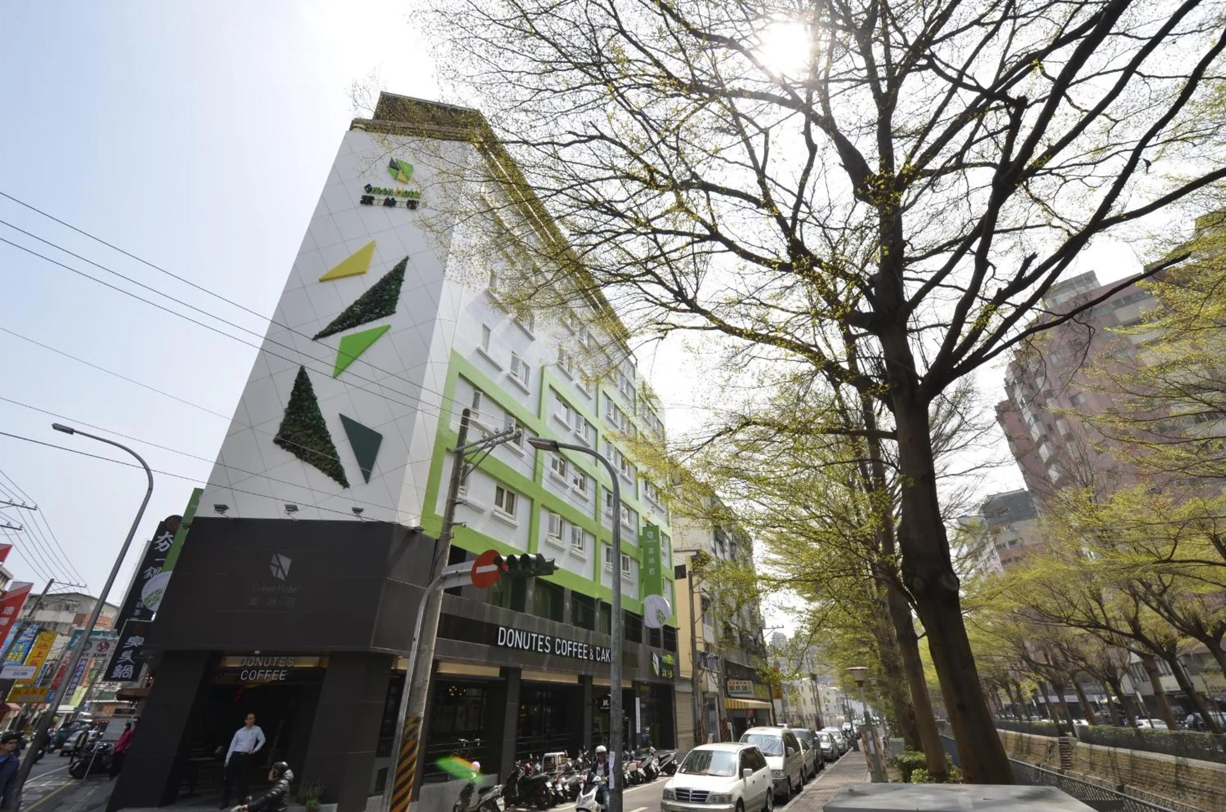 Property building in Green Hotel - Fengjia