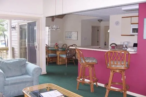 Photo of the whole room in Sandcastle Cove