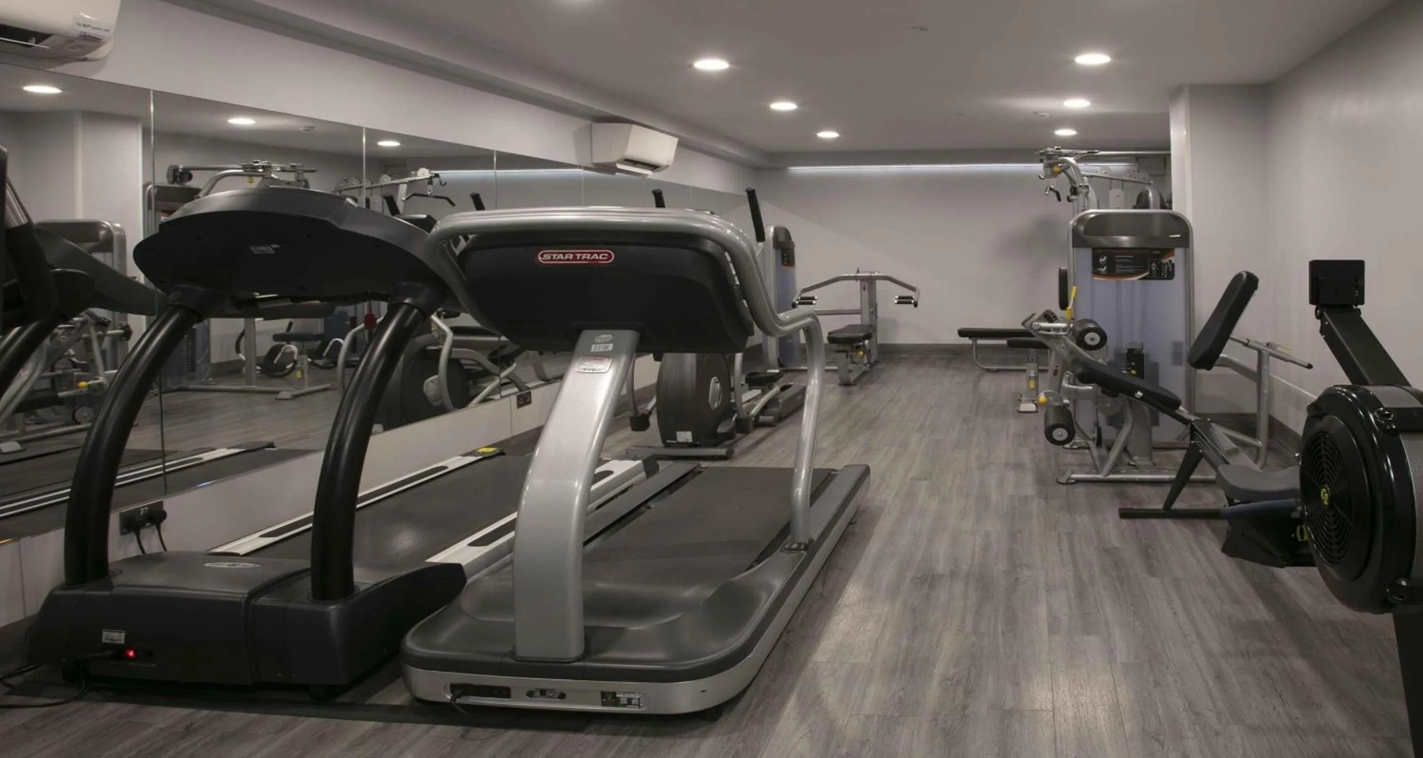 Fitness centre/facilities in Best Western Premier Heronston Hotel & Spa