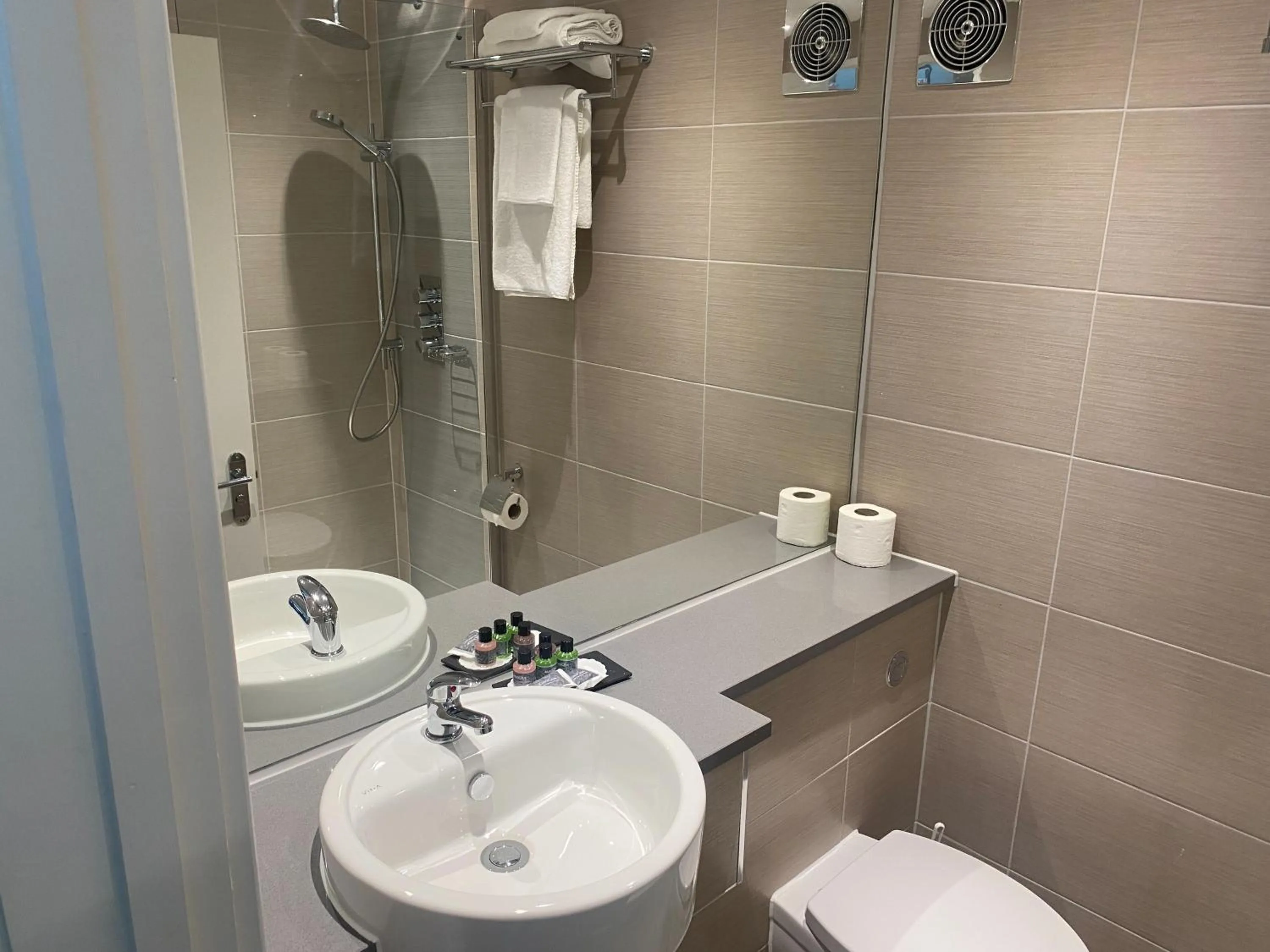 Bathroom in Best Western Premier Heronston Hotel & Spa