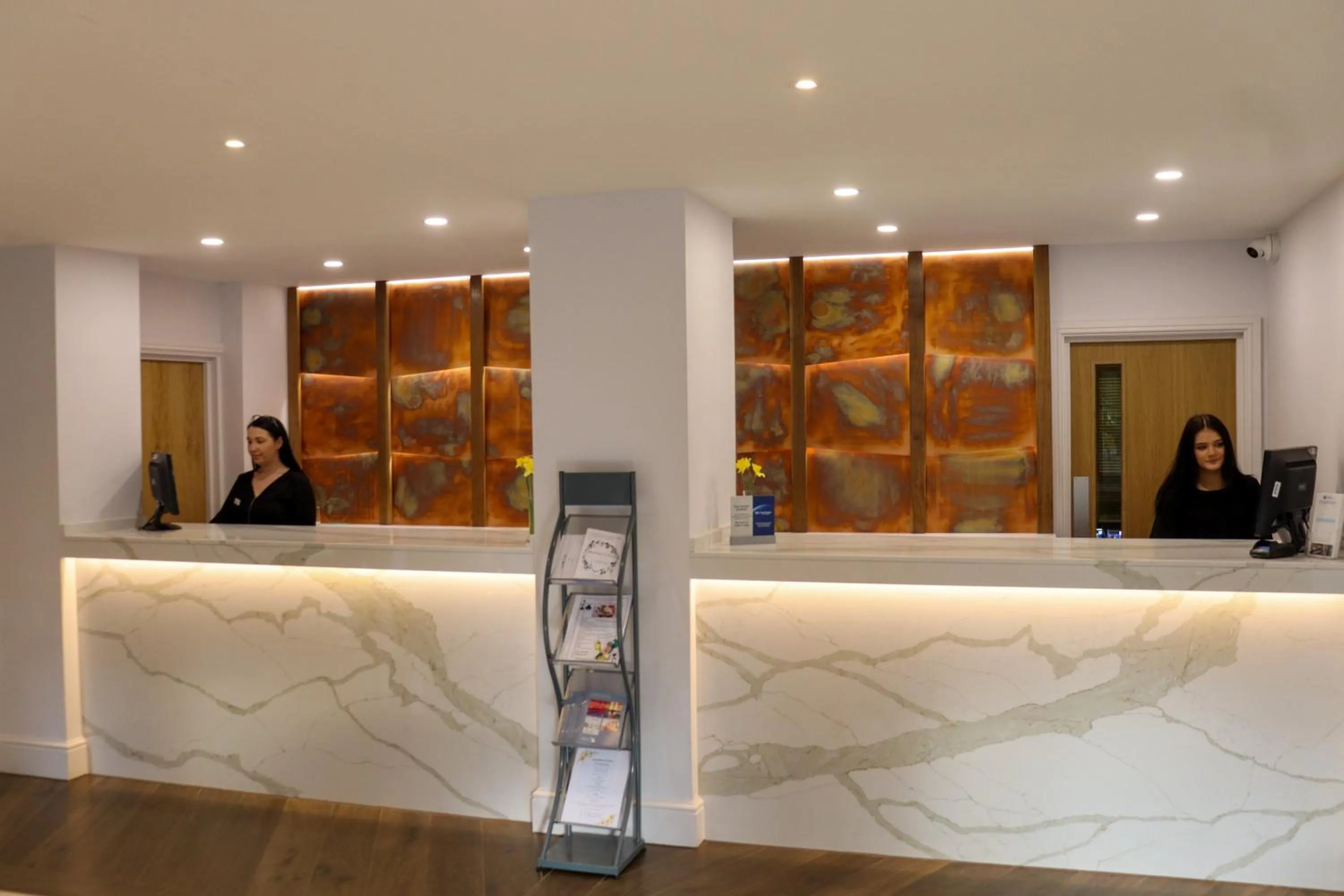 Lobby or reception in Best Western Premier Heronston Hotel & Spa