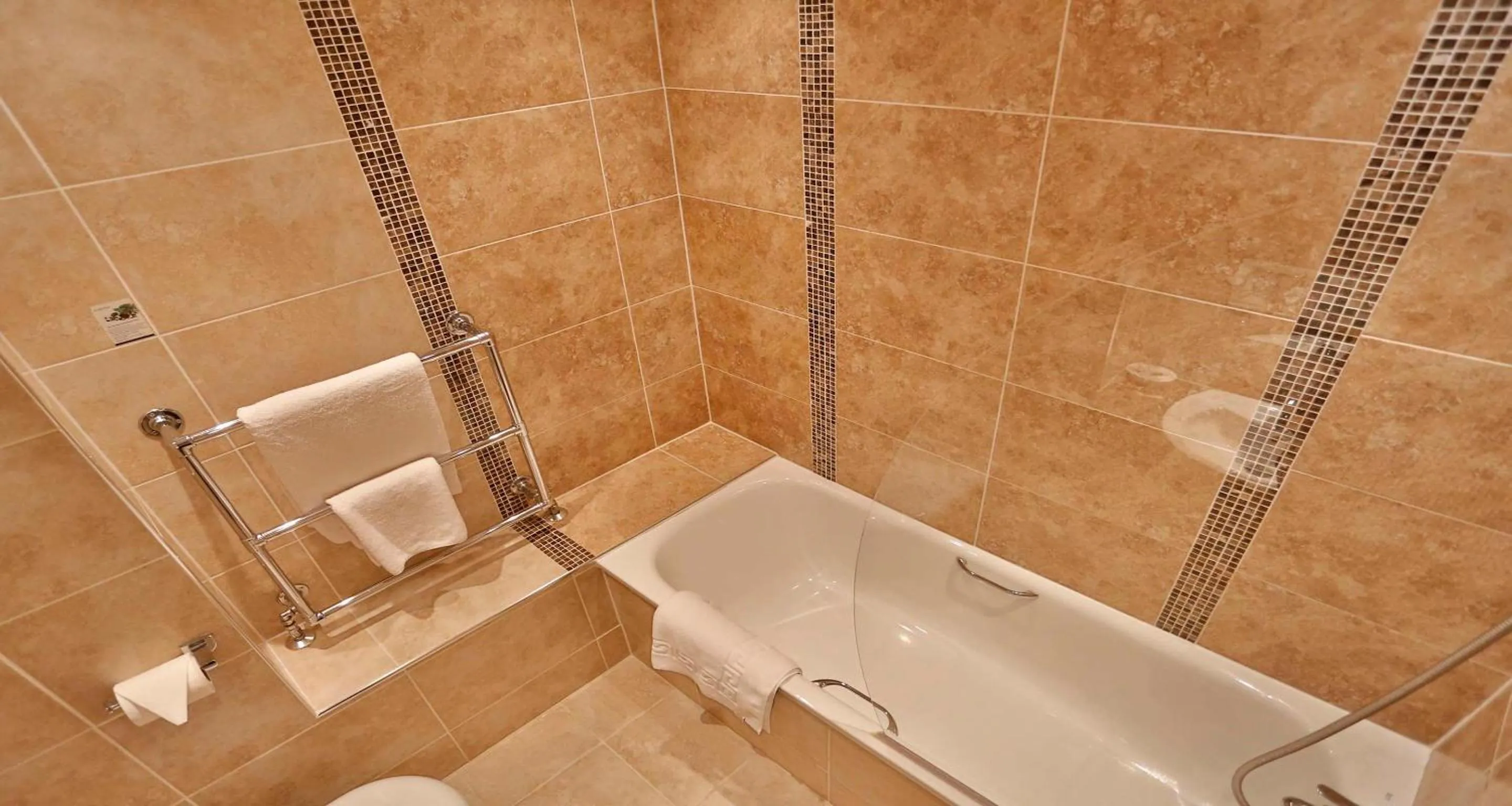 Bedroom in Best Western Premier Heronston Hotel & Spa