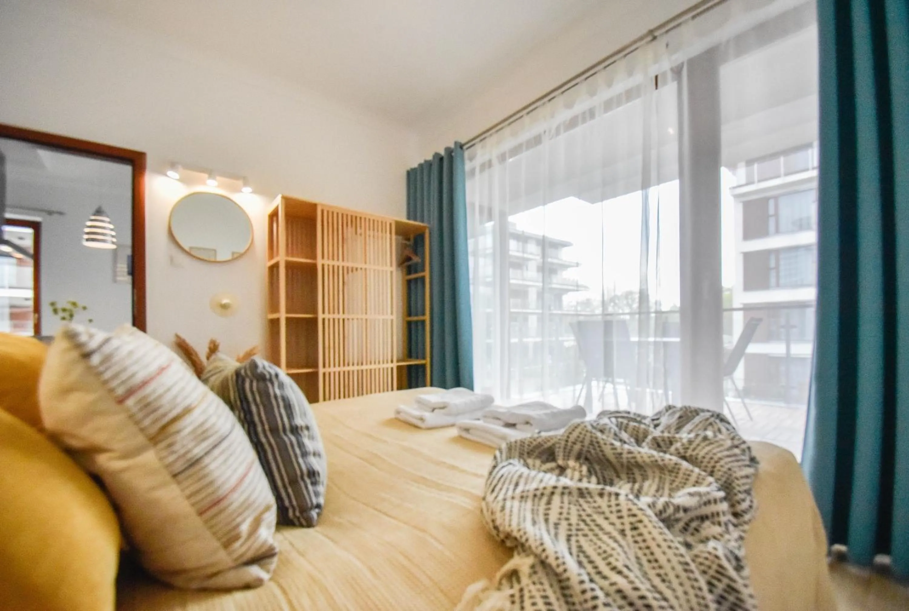 Bed in Apartamenty Na Wyspie - Baltic Park - Apartamenty z sypialnią i parkingiem - ul Uzdrowiskowa 24-34