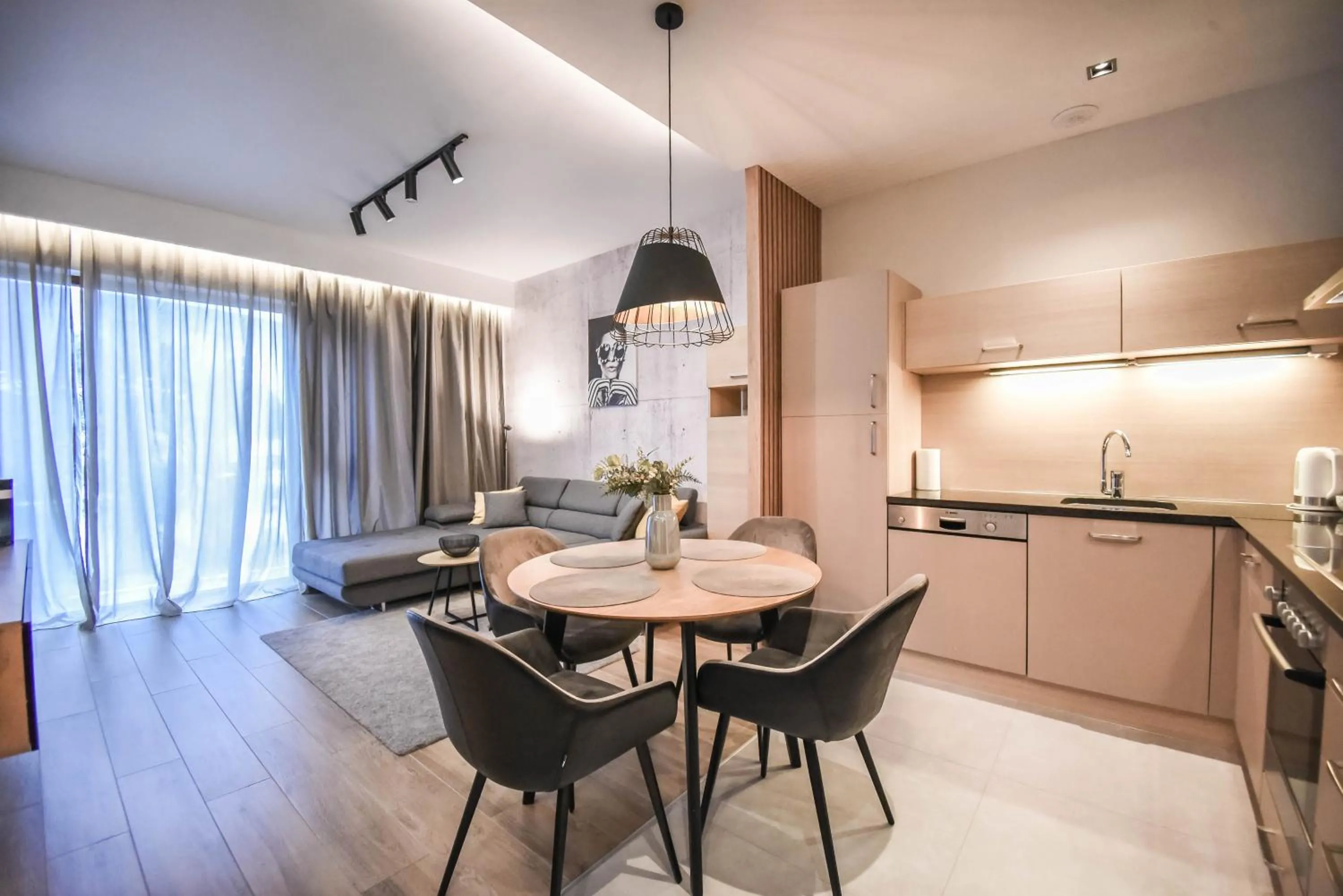 Kitchen or kitchenette in Apartamenty Na Wyspie - Baltic Park - Apartamenty z sypialnią i parkingiem - ul Uzdrowiskowa 24-34