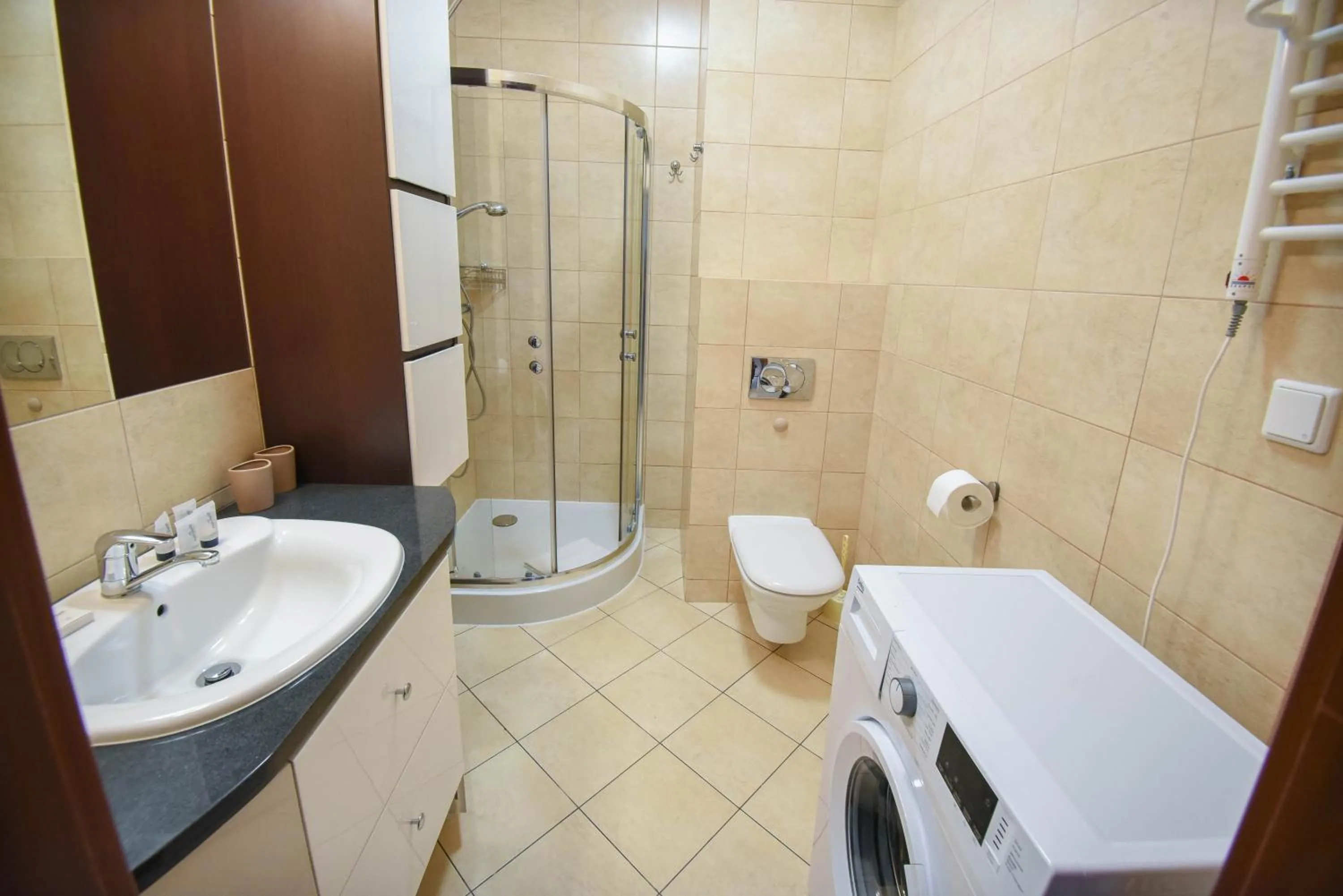 Shower in Apartamenty Na Wyspie - Baltic Park - Apartamenty z sypialnią i parkingiem - ul Uzdrowiskowa 24-34