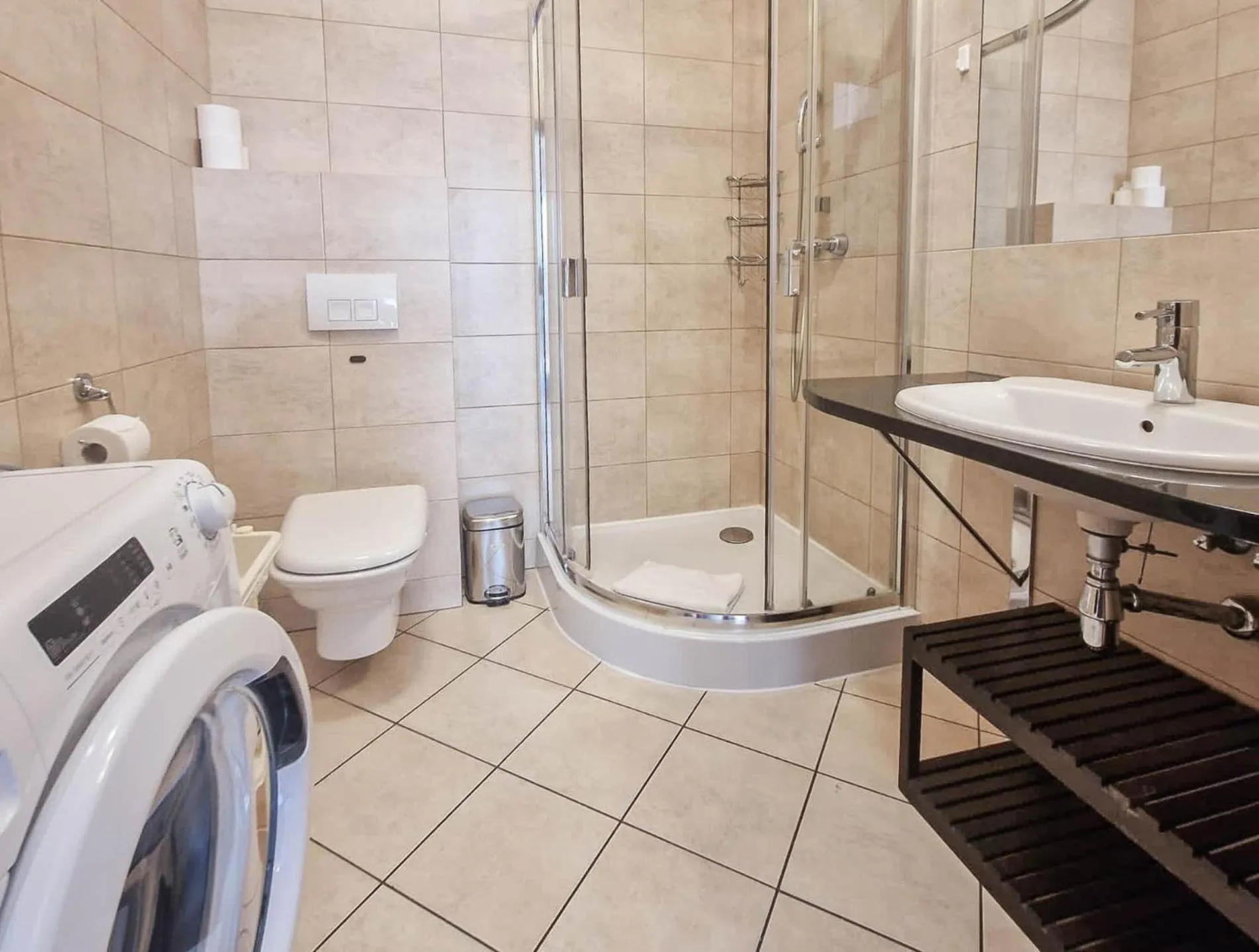 Shower in Apartamenty Na Wyspie - Baltic Park - Apartamenty z sypialnią i parkingiem - ul Uzdrowiskowa 24-34