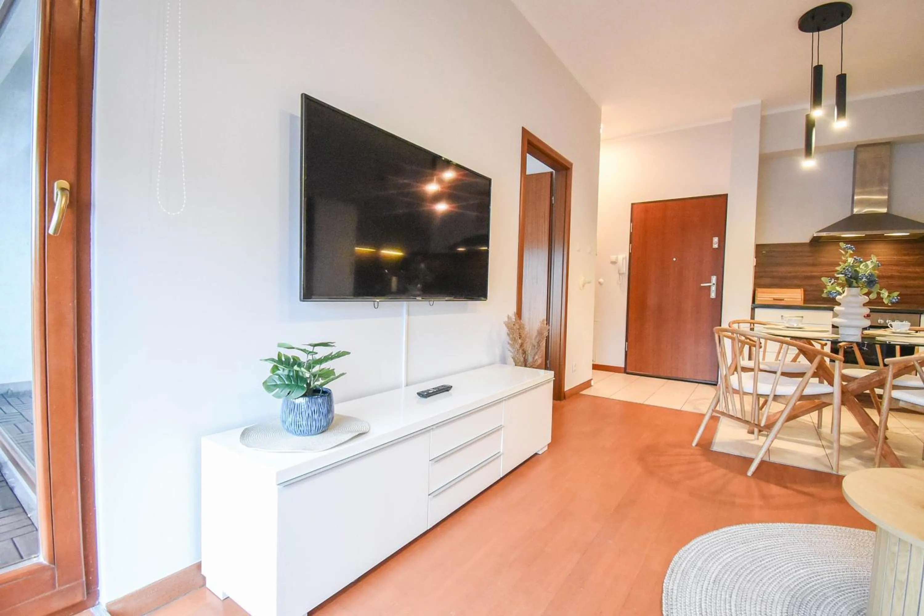 TV and multimedia in Apartamenty Na Wyspie - Baltic Park - Apartamenty z sypialnią i parkingiem - ul Uzdrowiskowa 24-34