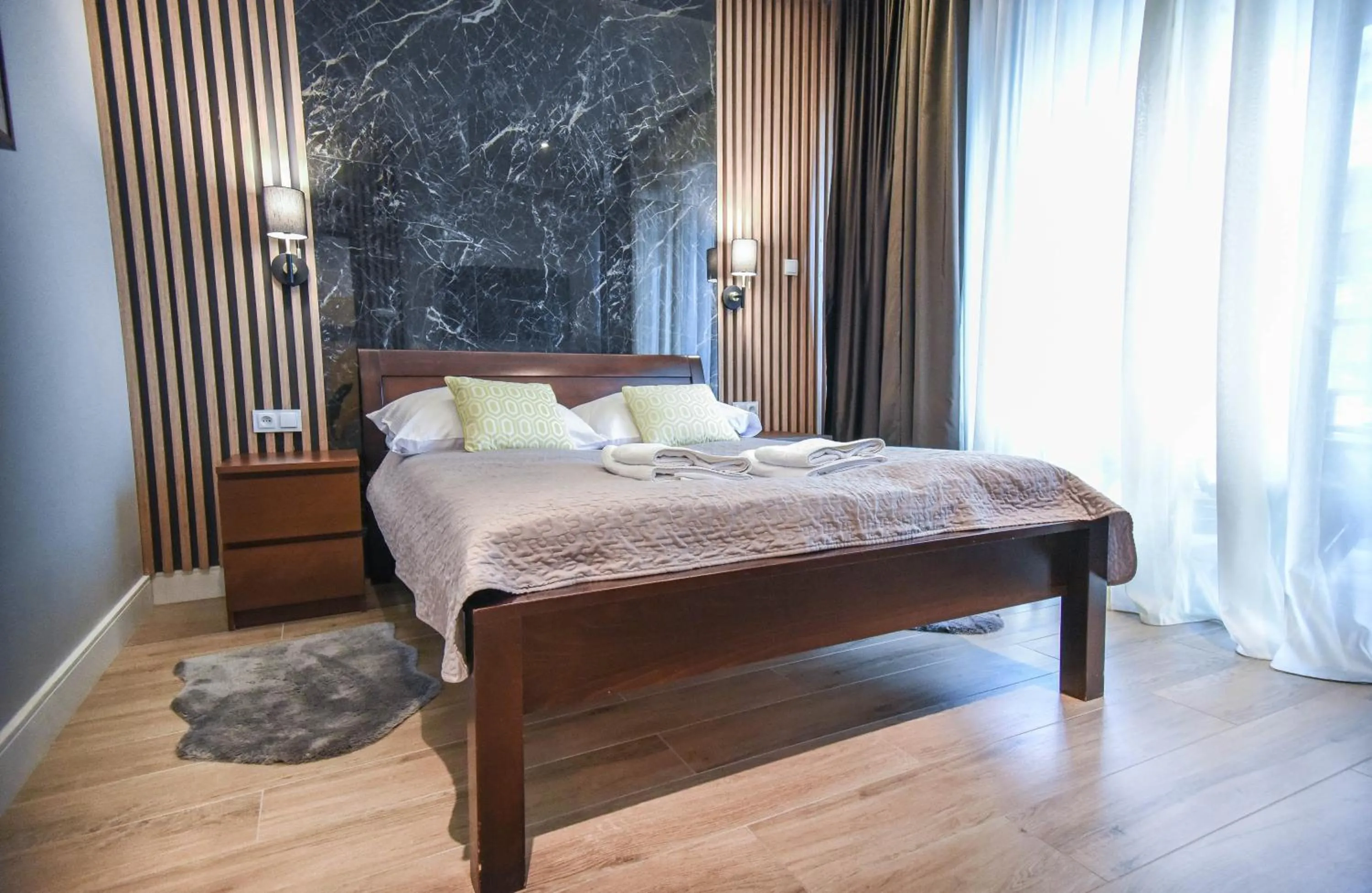 Bed in Apartamenty Na Wyspie - Baltic Park - Apartamenty z sypialnią i parkingiem - ul Uzdrowiskowa 24-34