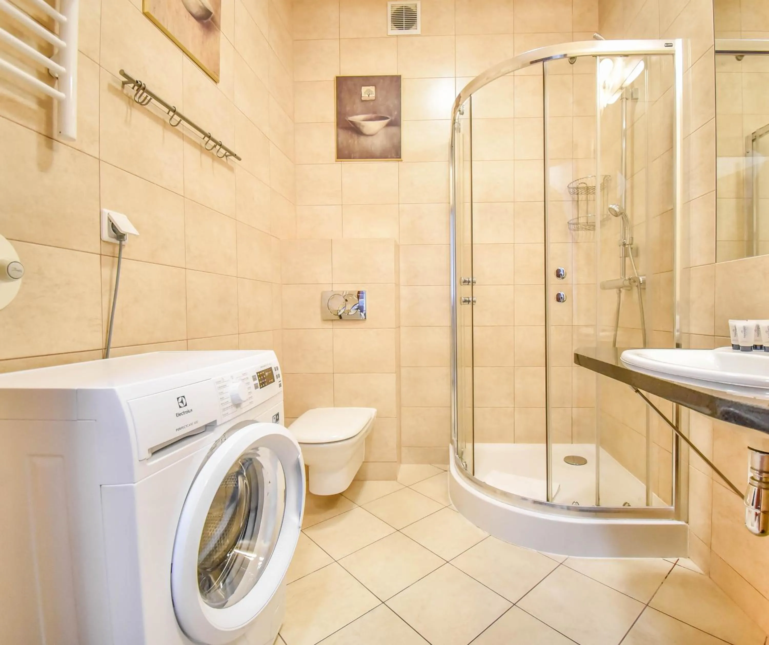 Shower in Apartamenty Na Wyspie - Baltic Park - Apartamenty z sypialnią i parkingiem - ul Uzdrowiskowa 24-34