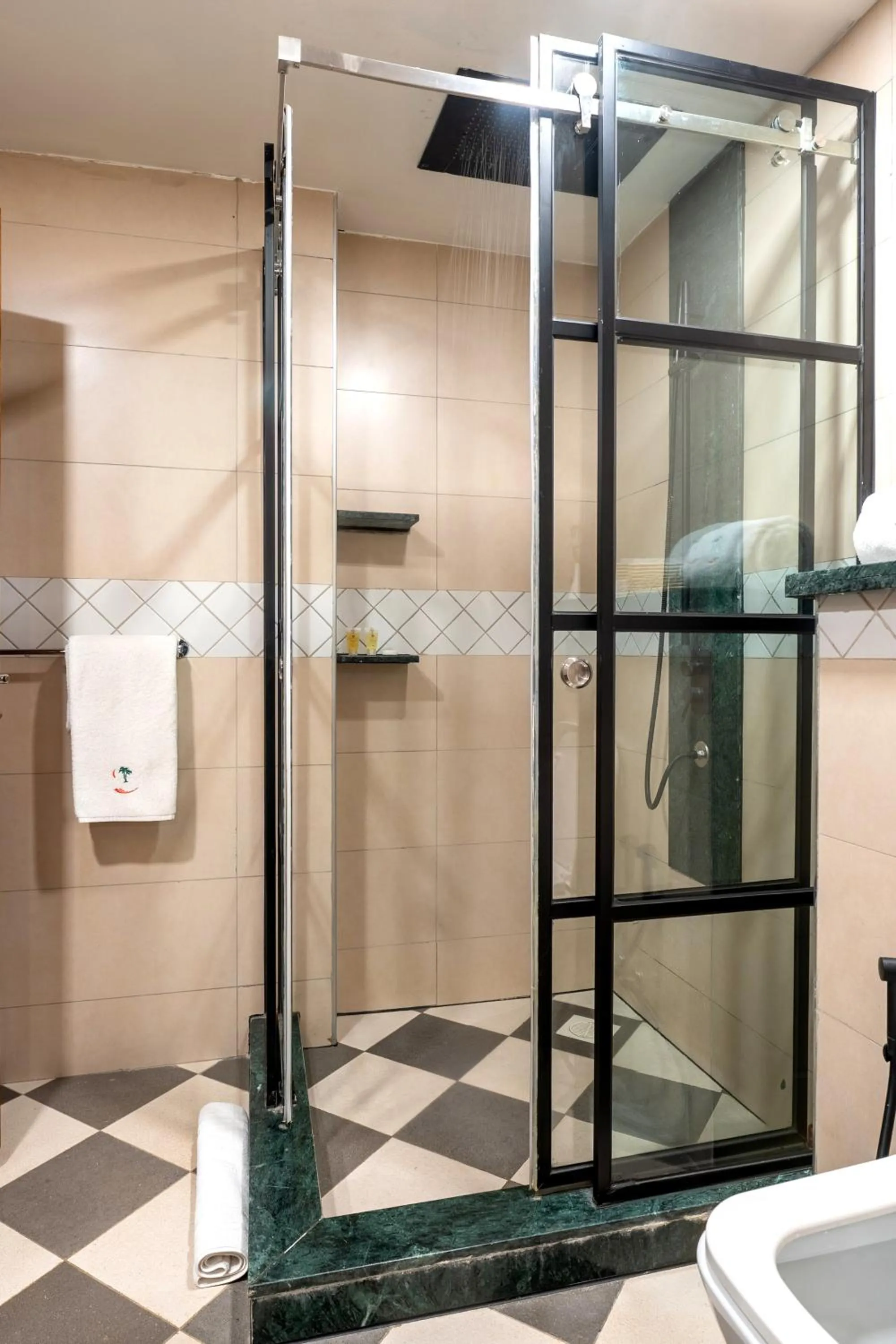 Bathroom in Kabira Country Club