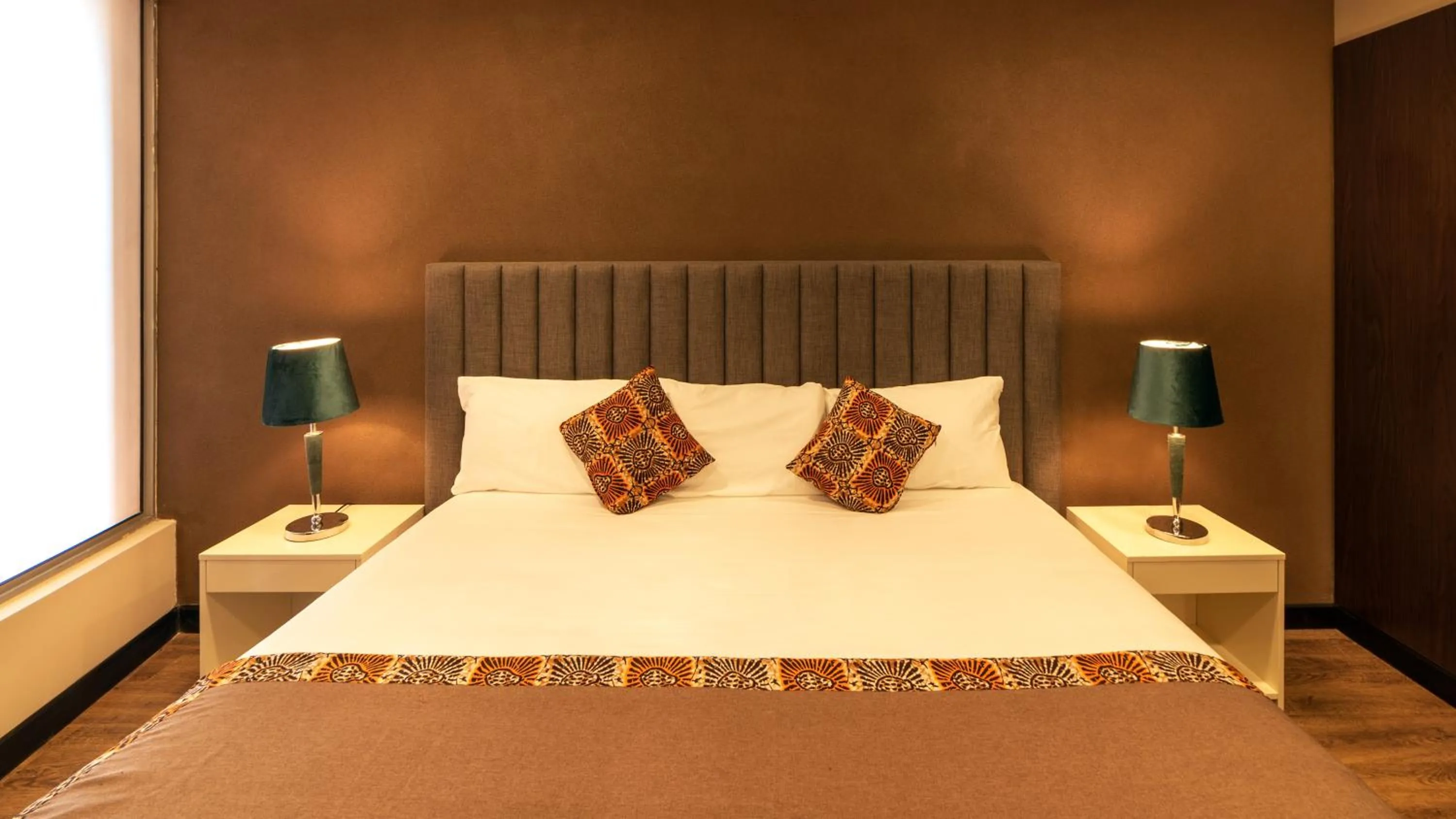 Bedroom, Bed in Kabira Country Club