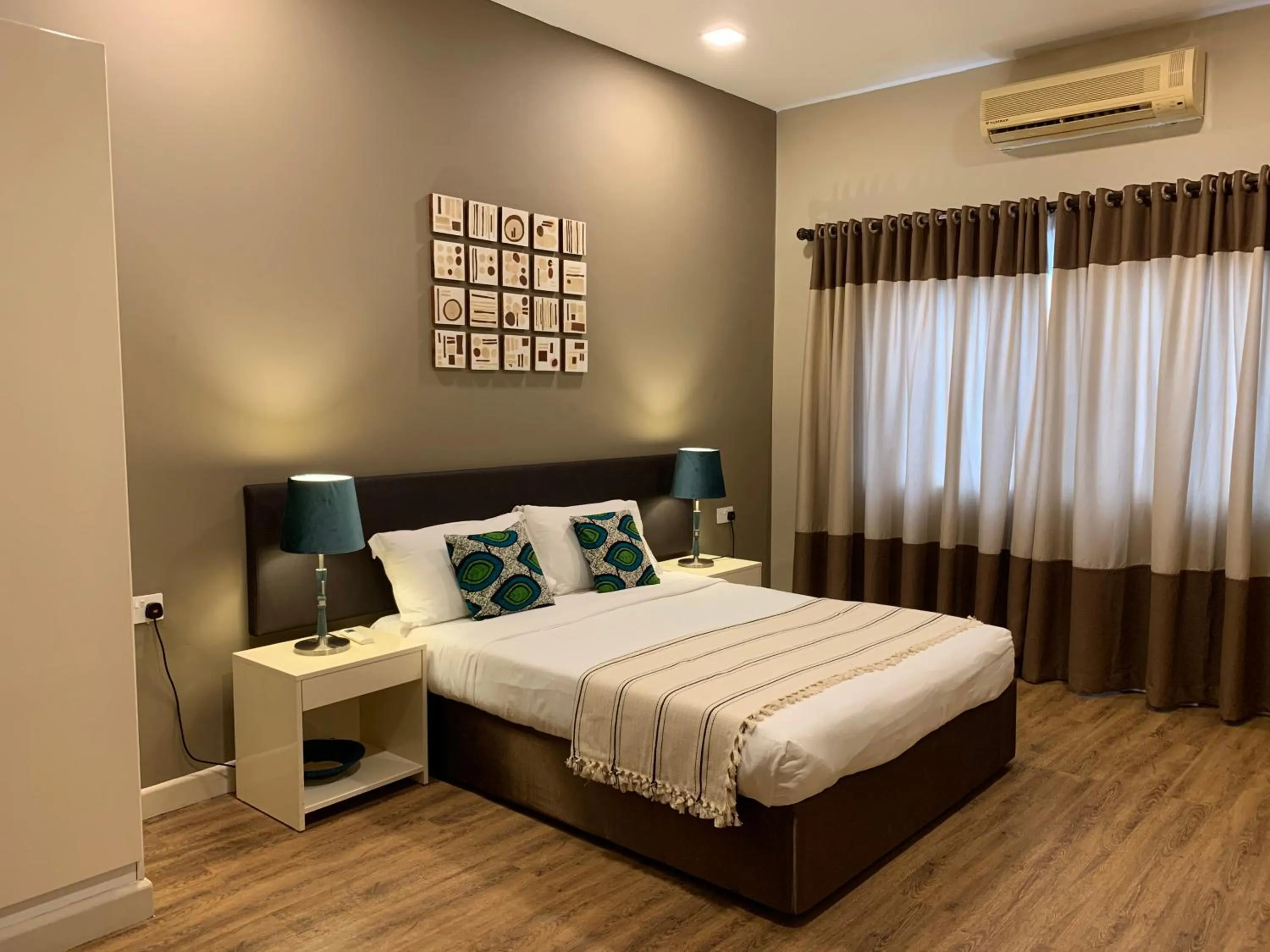 Bedroom, Bed in Kabira Country Club