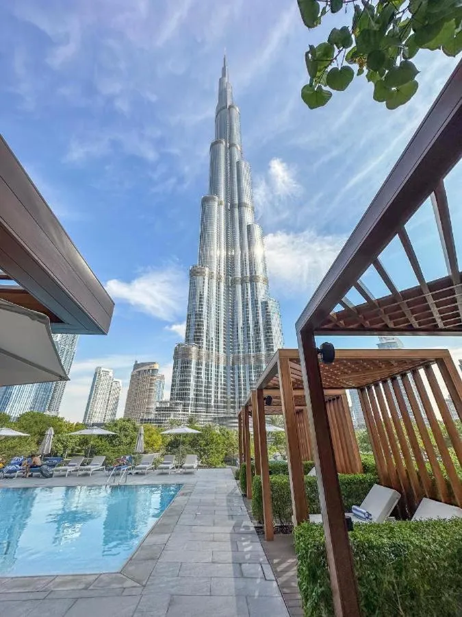 Swimming pool in Luxury 1BR The Address Opera, Downtown Dubai