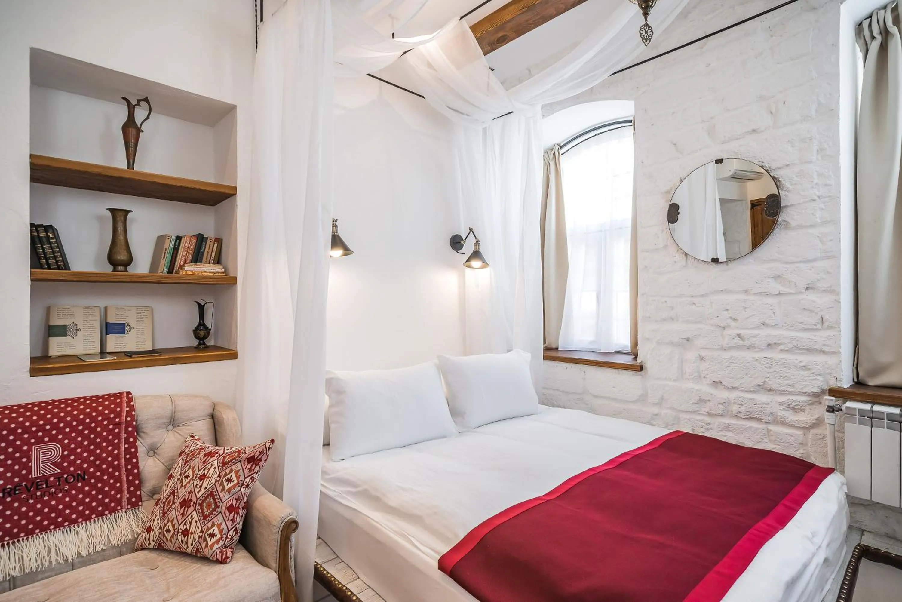 Bed in R Studios Old Baku