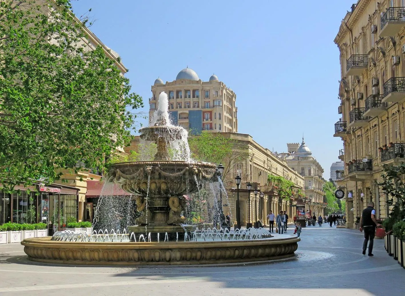 Neighbourhood in R Studios Old Baku