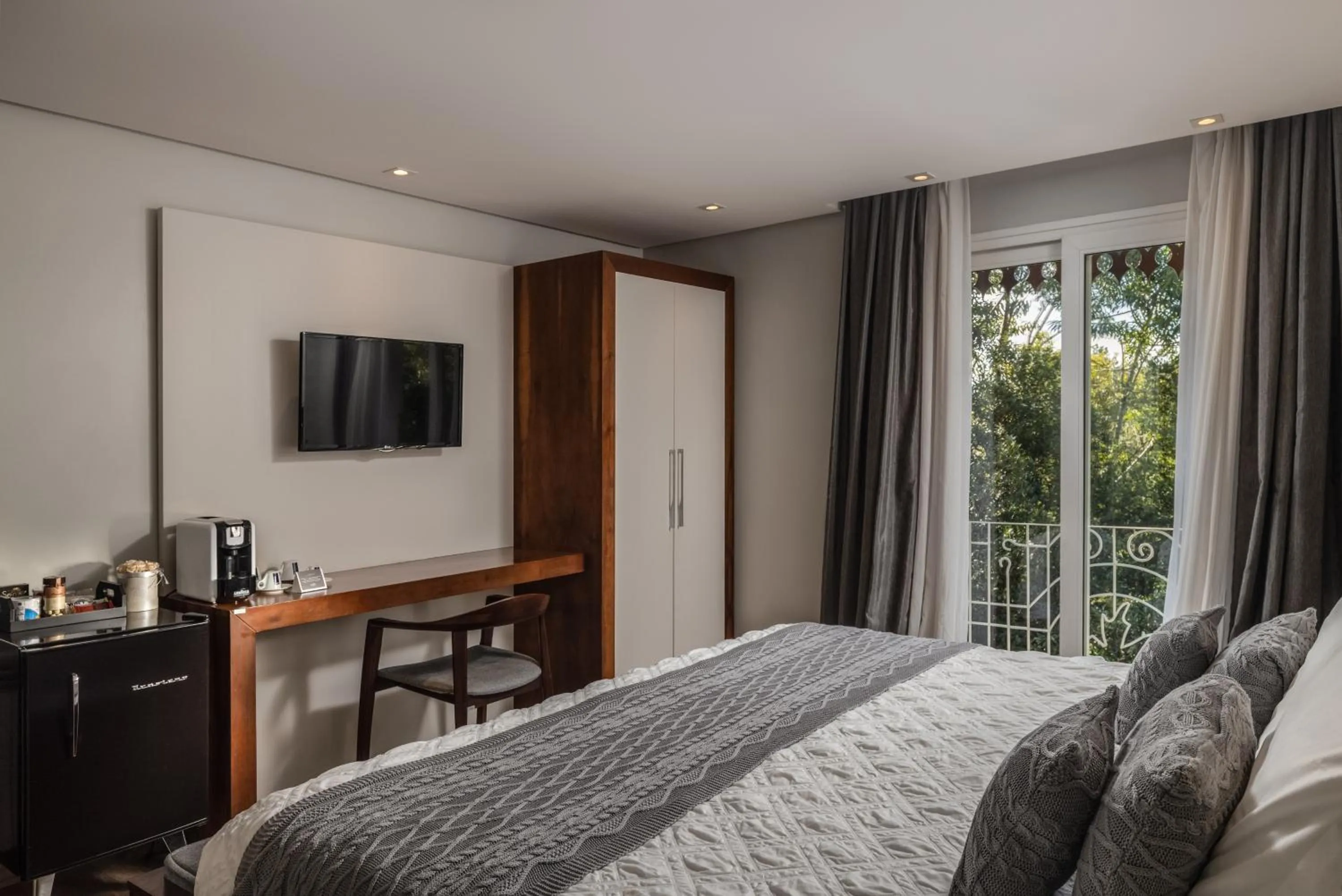 Bedroom, Bed in Hotel Valle Dincanto