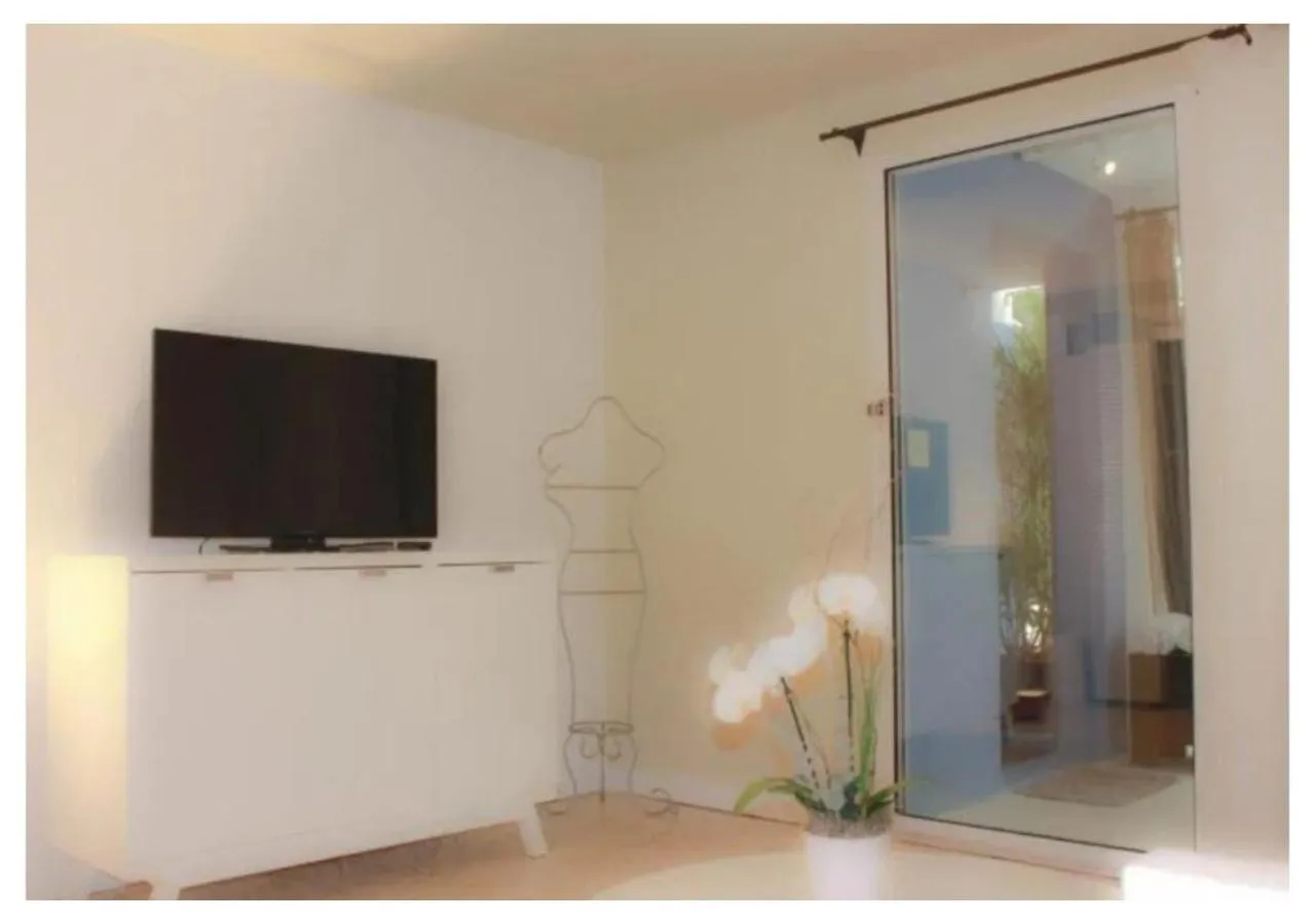 TV and multimedia in Casa Morada