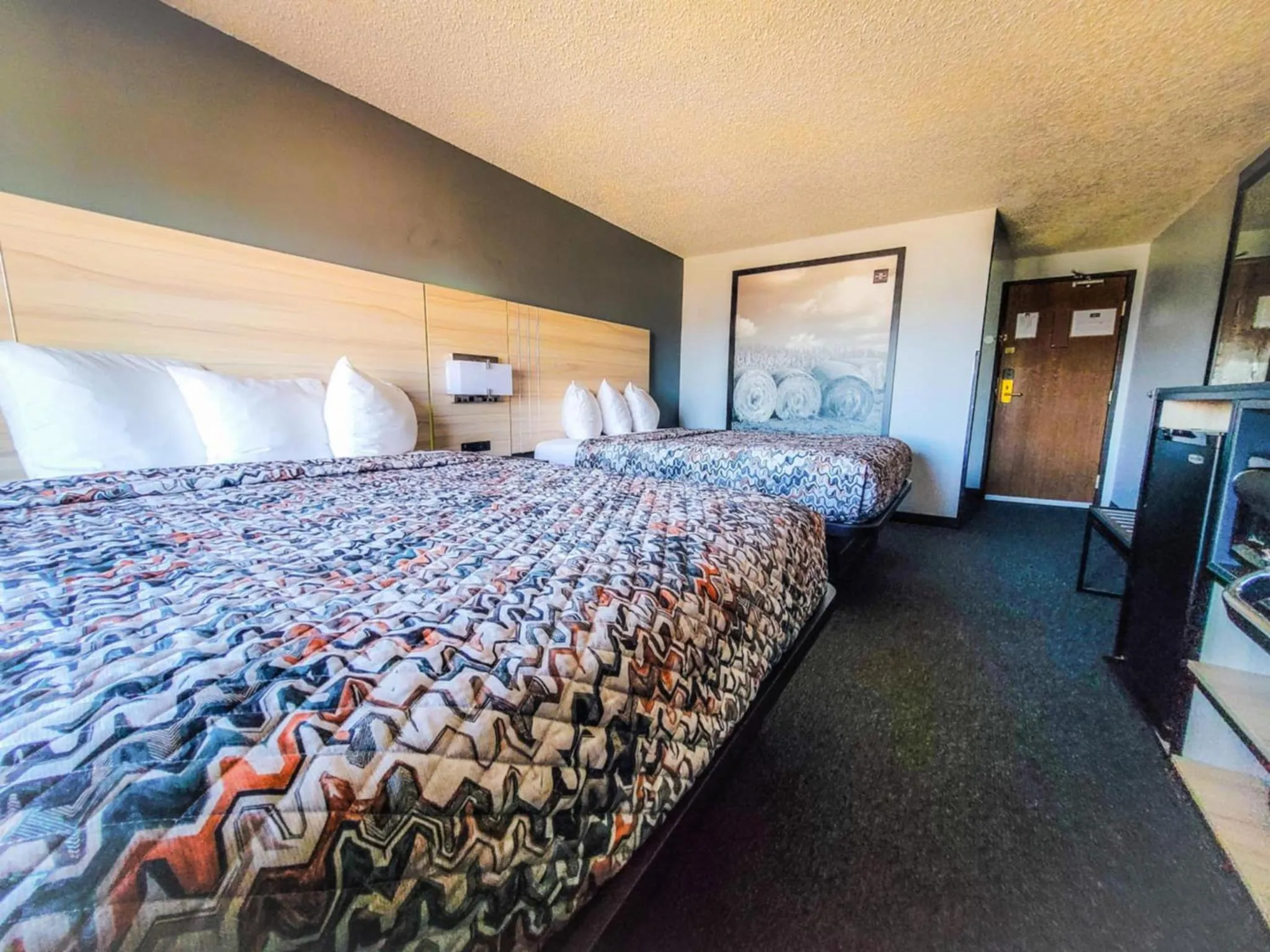 Bed in The Northwest Inn