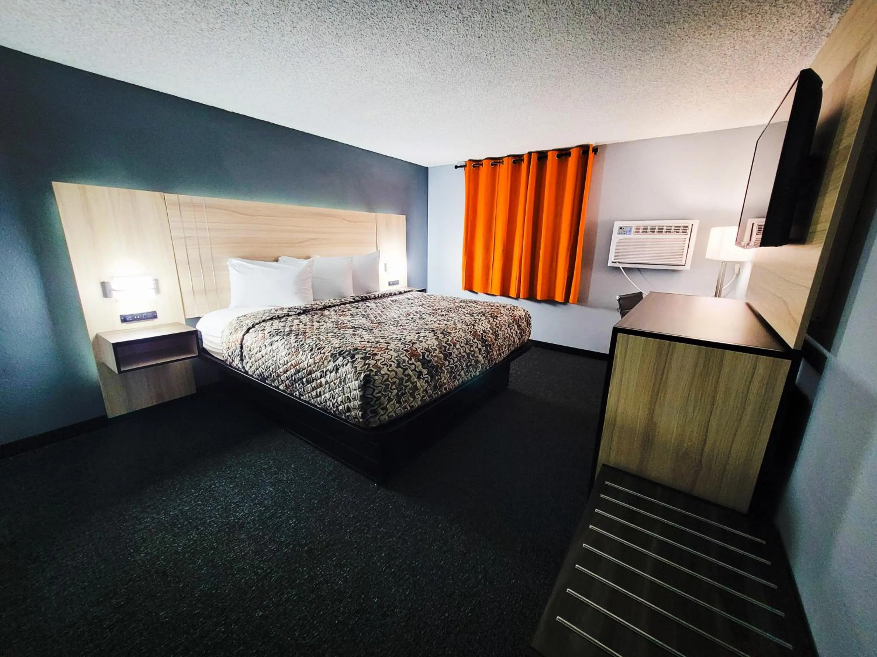 Bed in The Northwest Inn