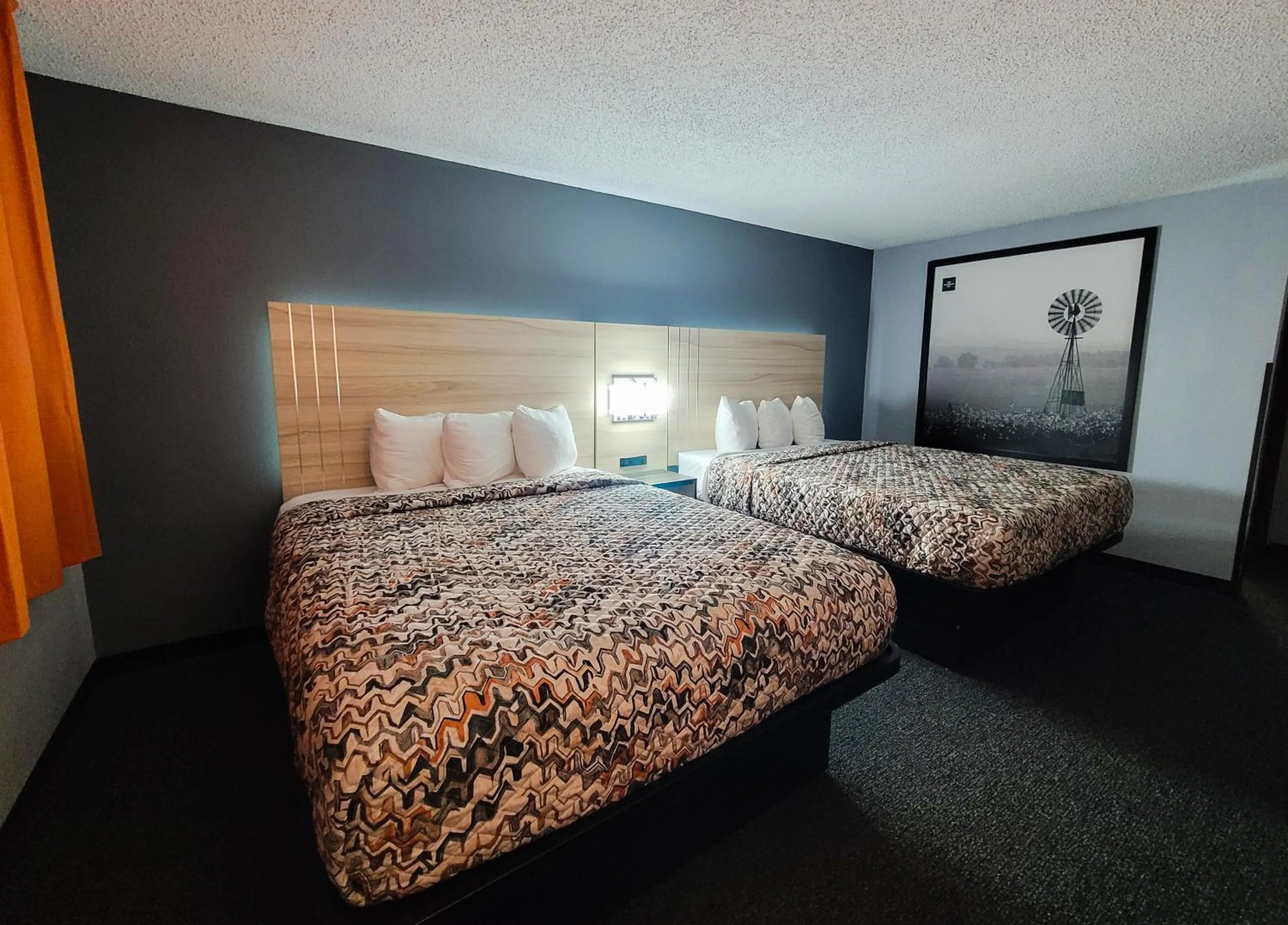 Bed in The Northwest Inn