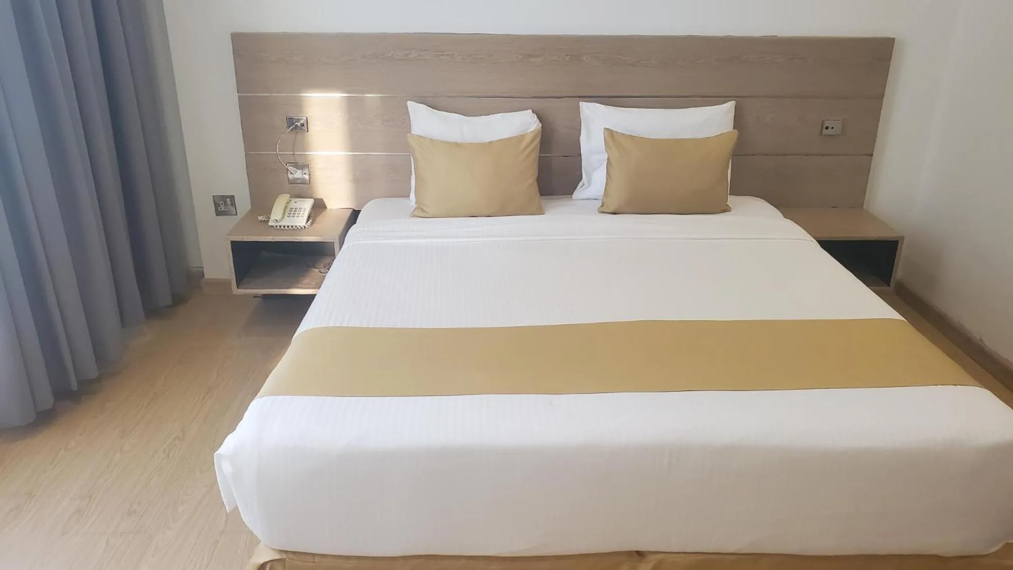 Bed in Aldar Hotel
