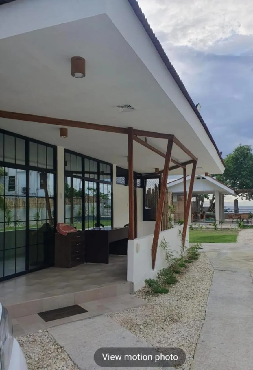 Fins Pacific Coray Bay by Hiverooms