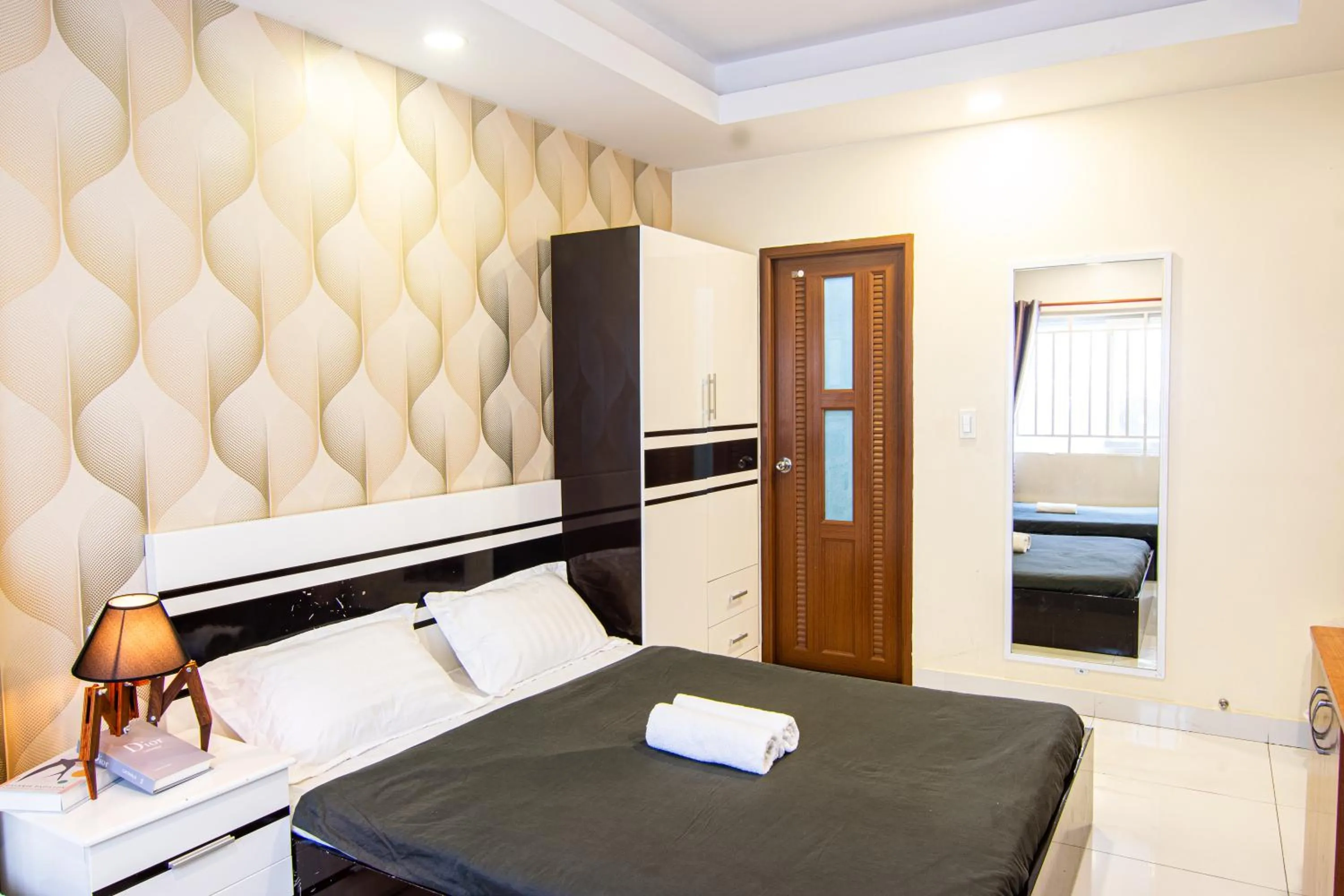 Bed in Local Home Pham Ngu Lao