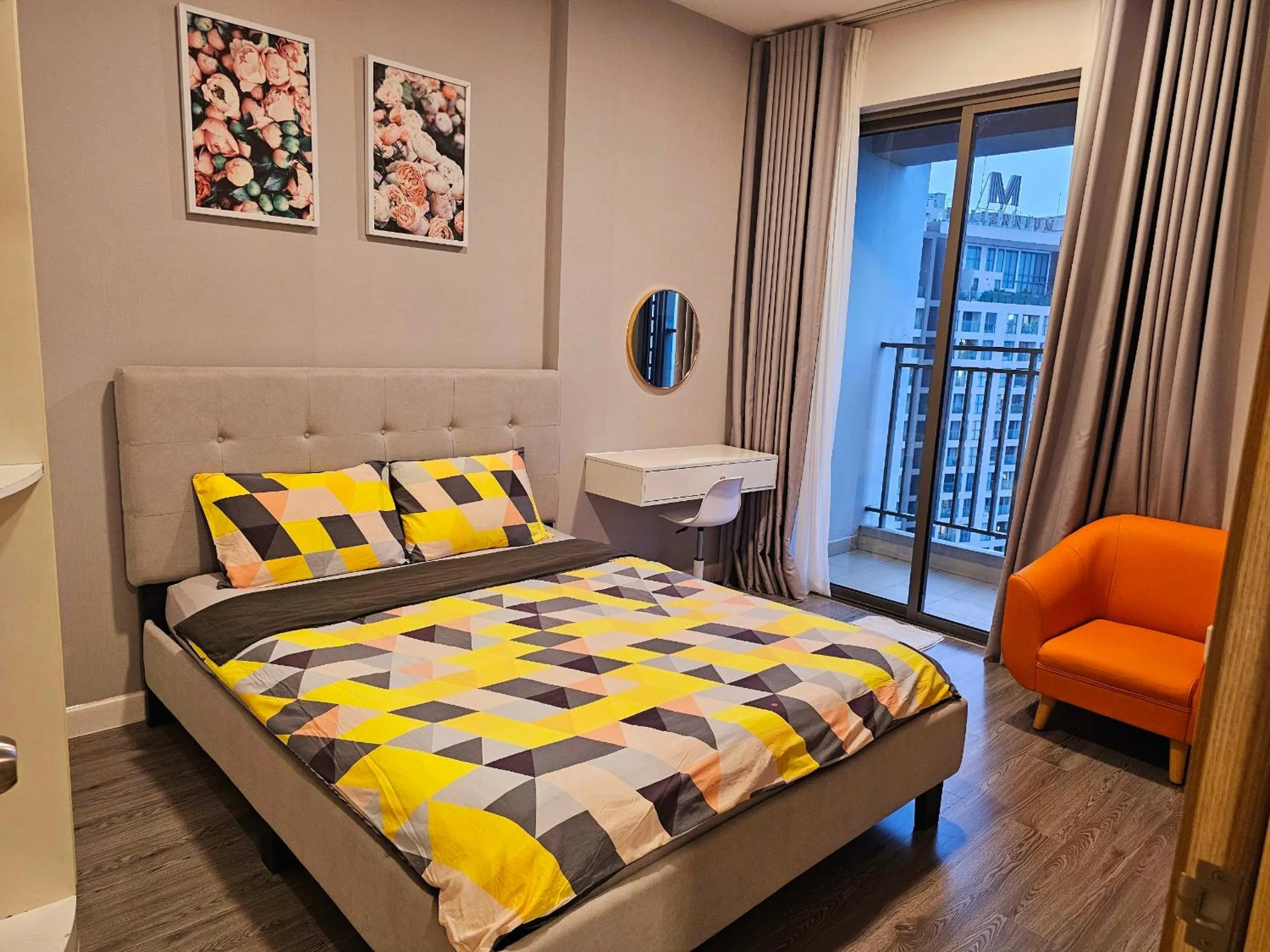 Bed in Local Home Pham Ngu Lao