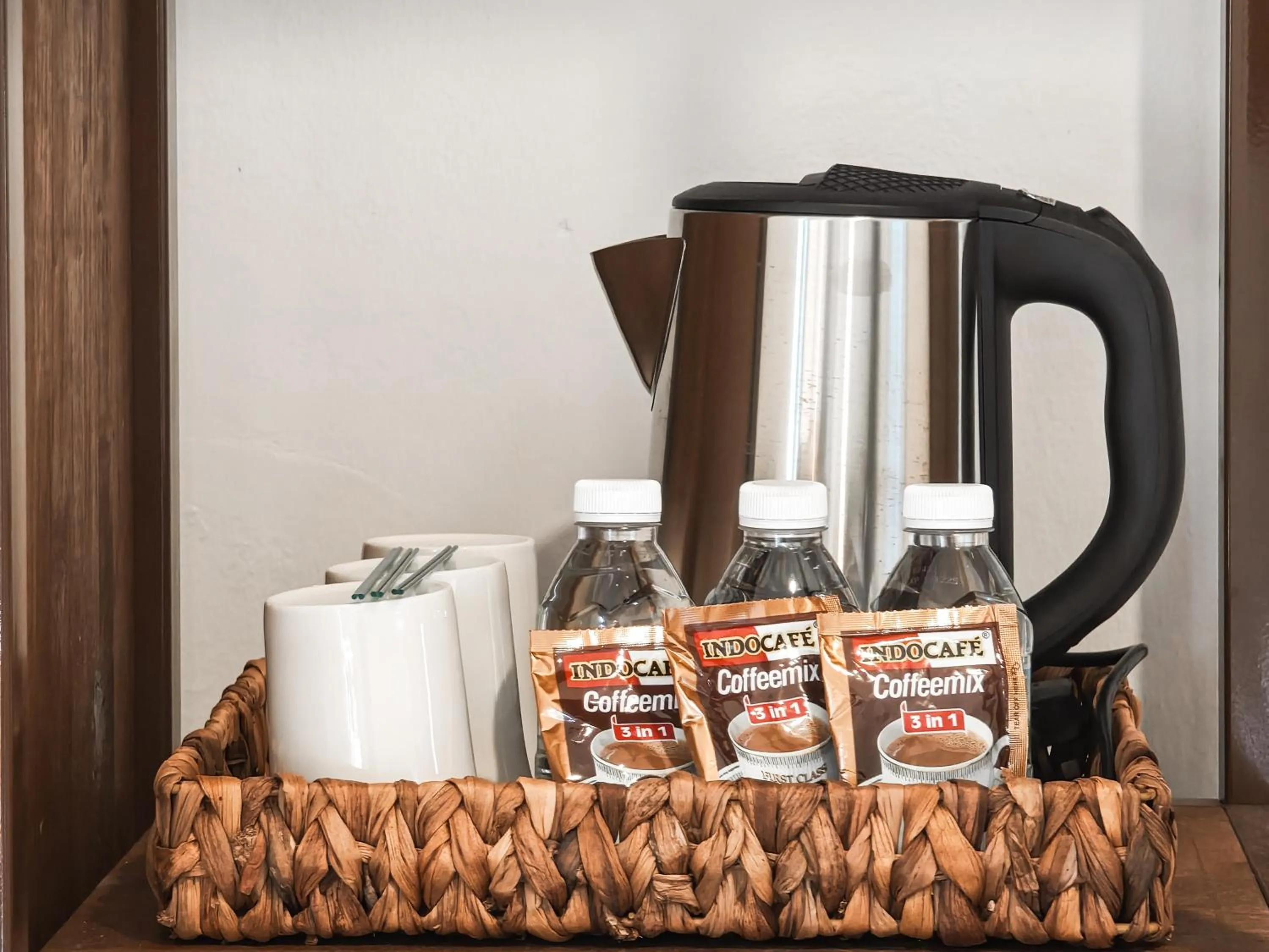 Coffee/tea facilities in Mulyo Hotel