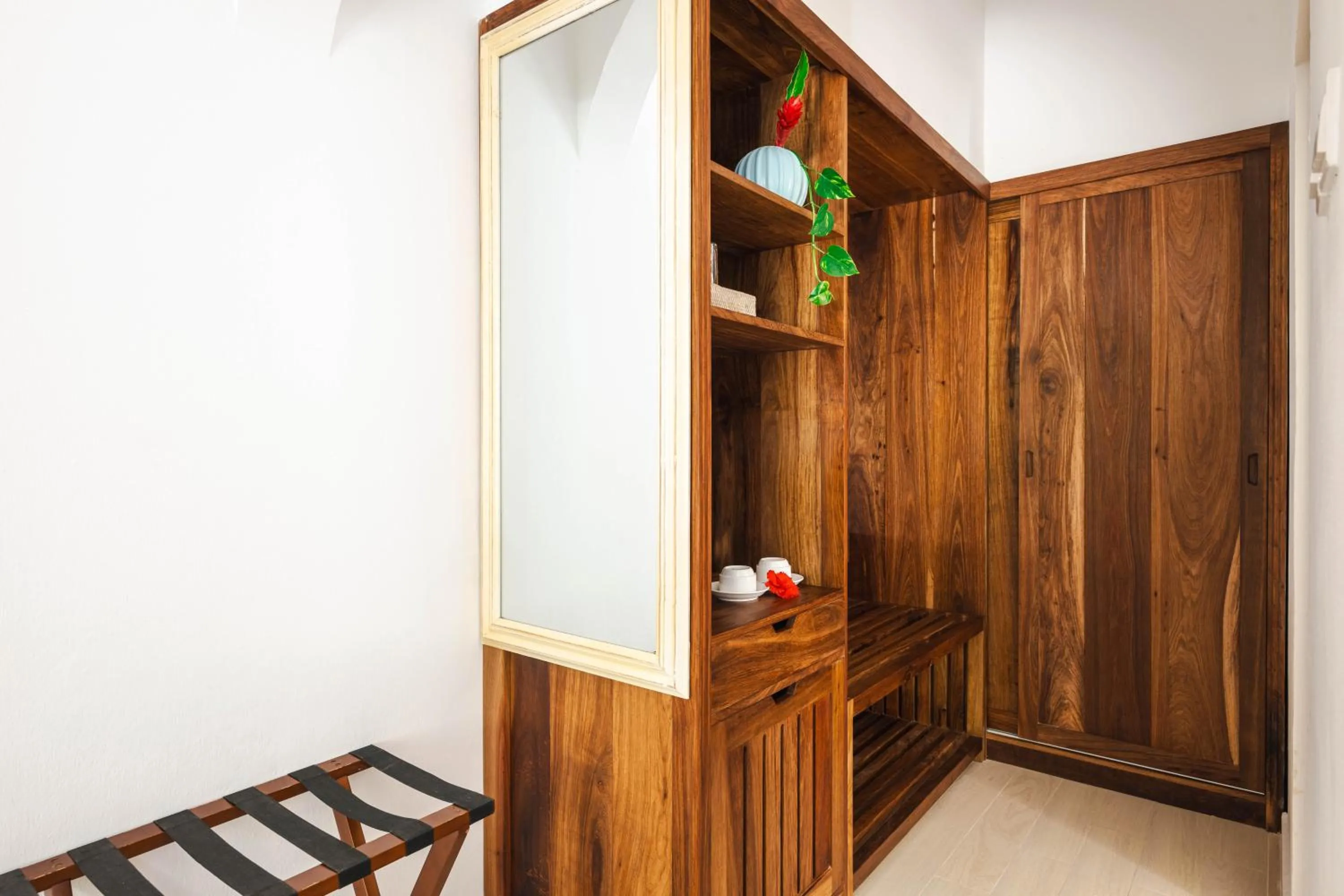 wardrobe in Kisiwa on the Beach