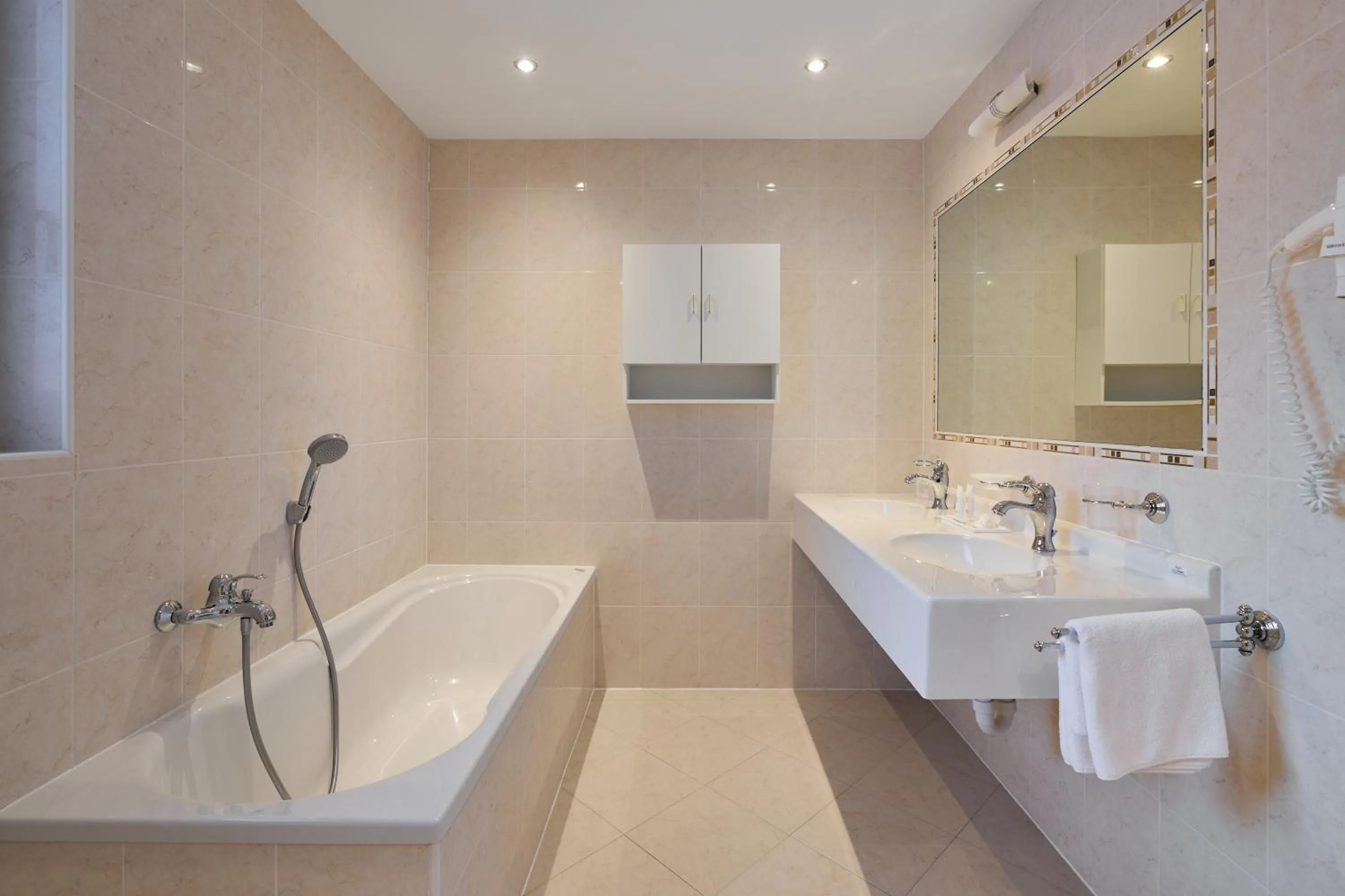 Bathroom in Wellness-Sporthotel Ratschings