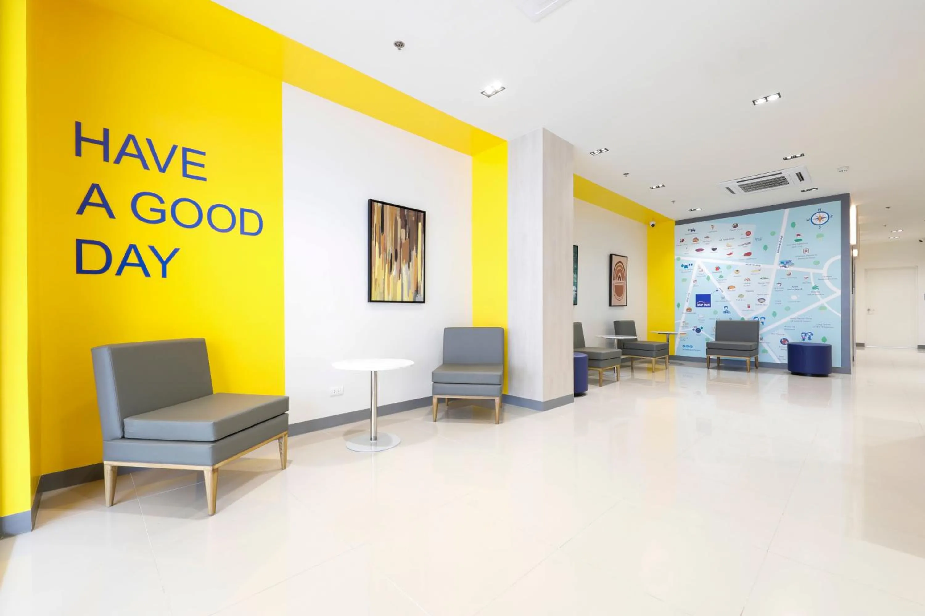 Lobby or reception in Hop Inn Hotel North EDSA Quezon City
