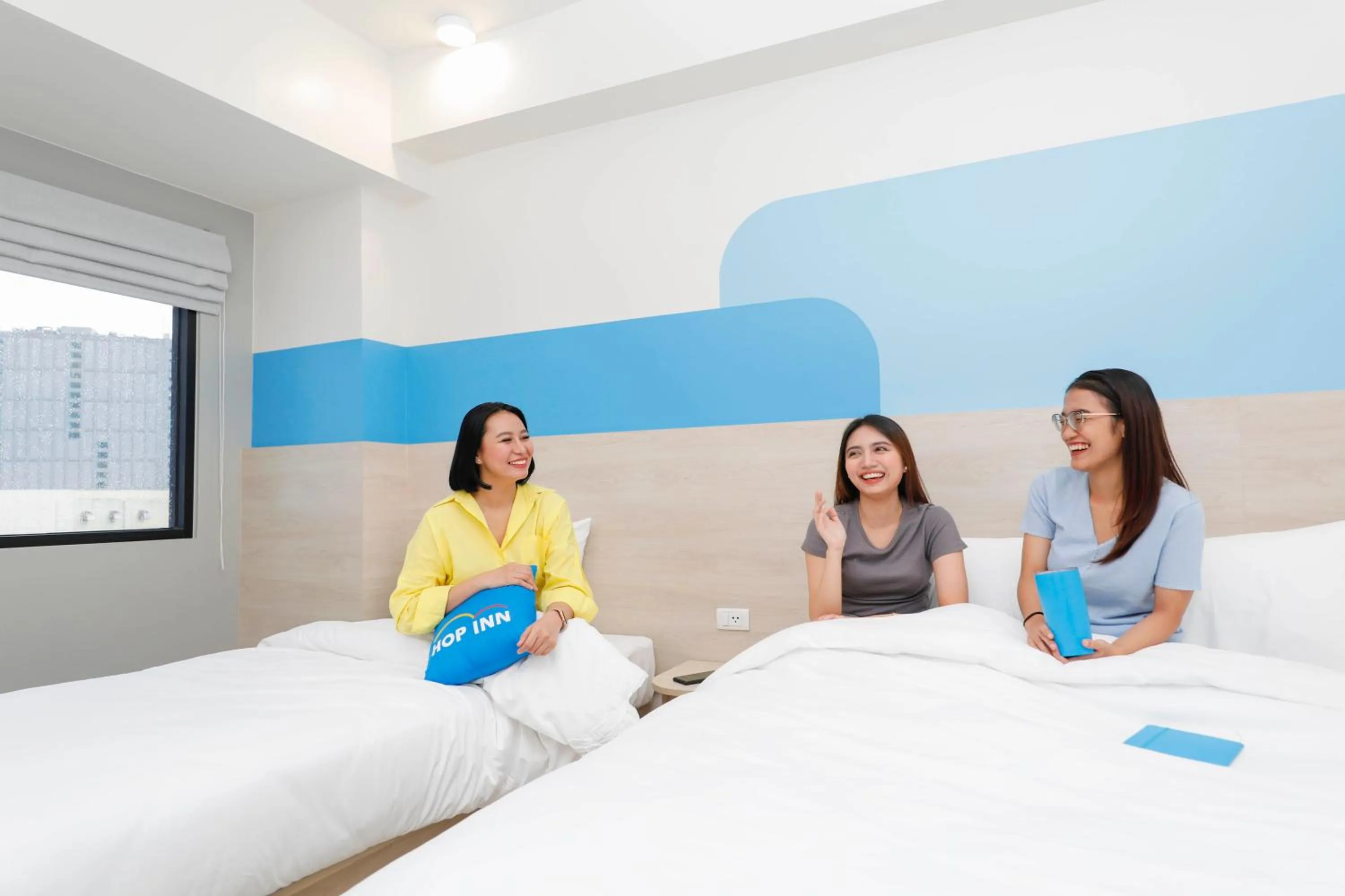 Bed in Hop Inn Hotel North EDSA Quezon City