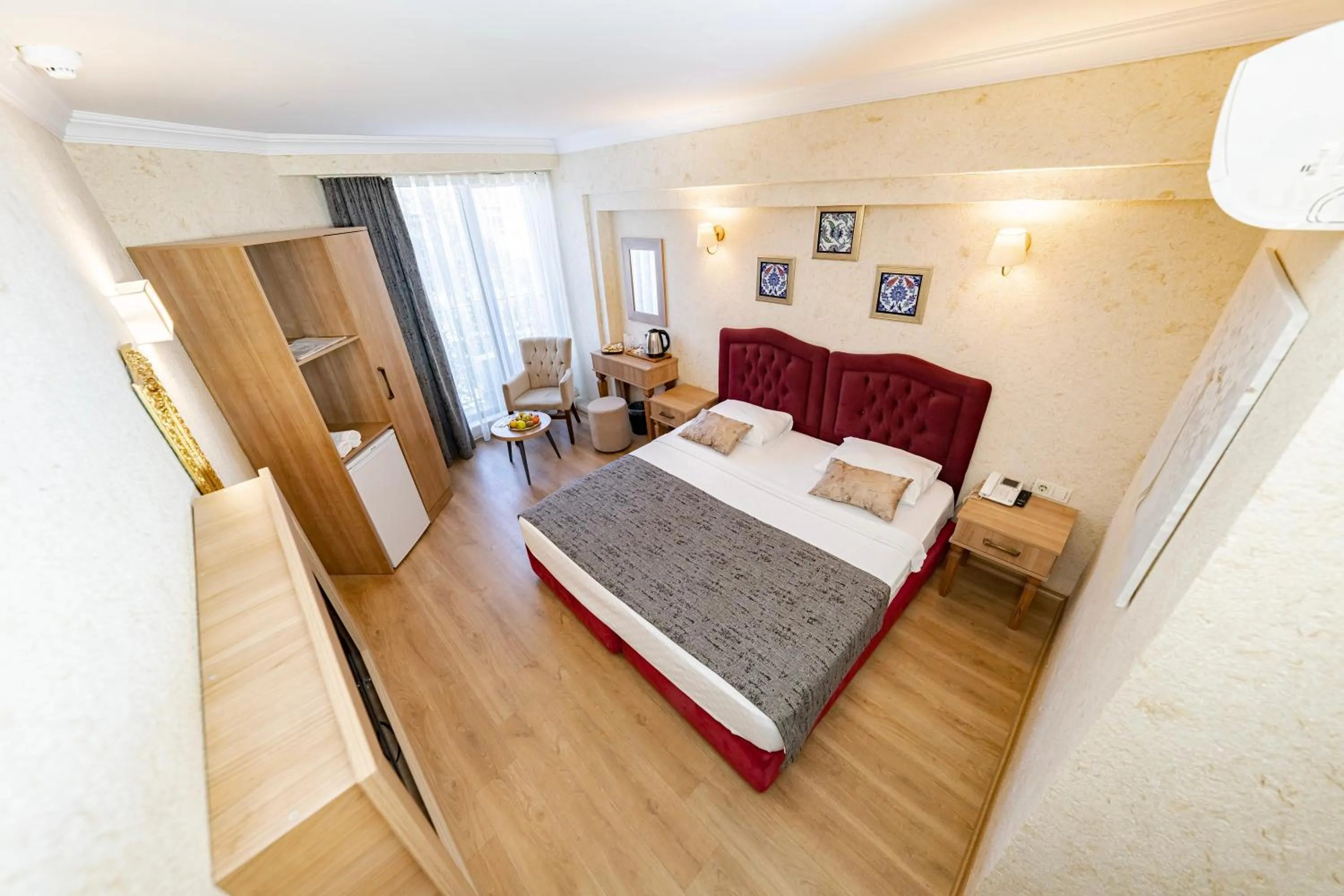 Massage, Bed in Konur Hotel