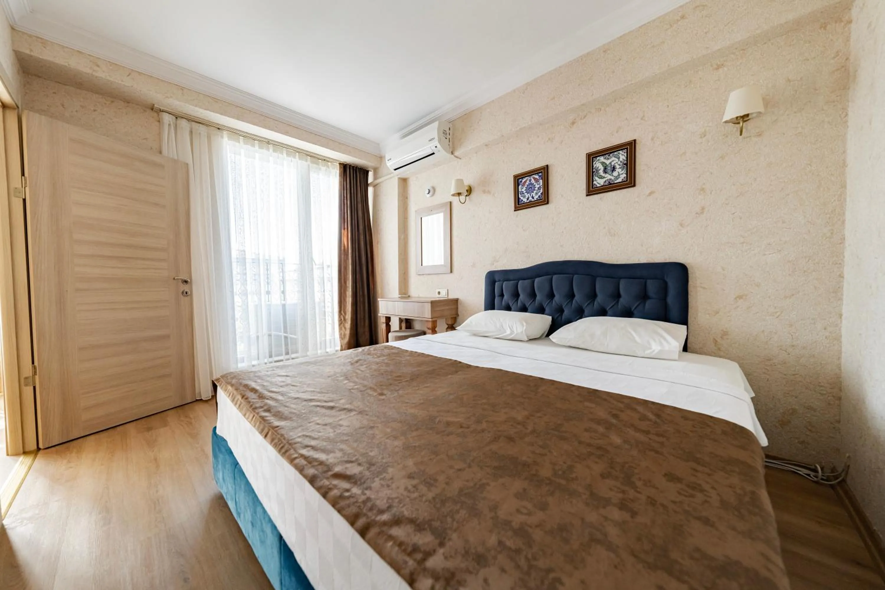 Massage, Bed in Konur Hotel